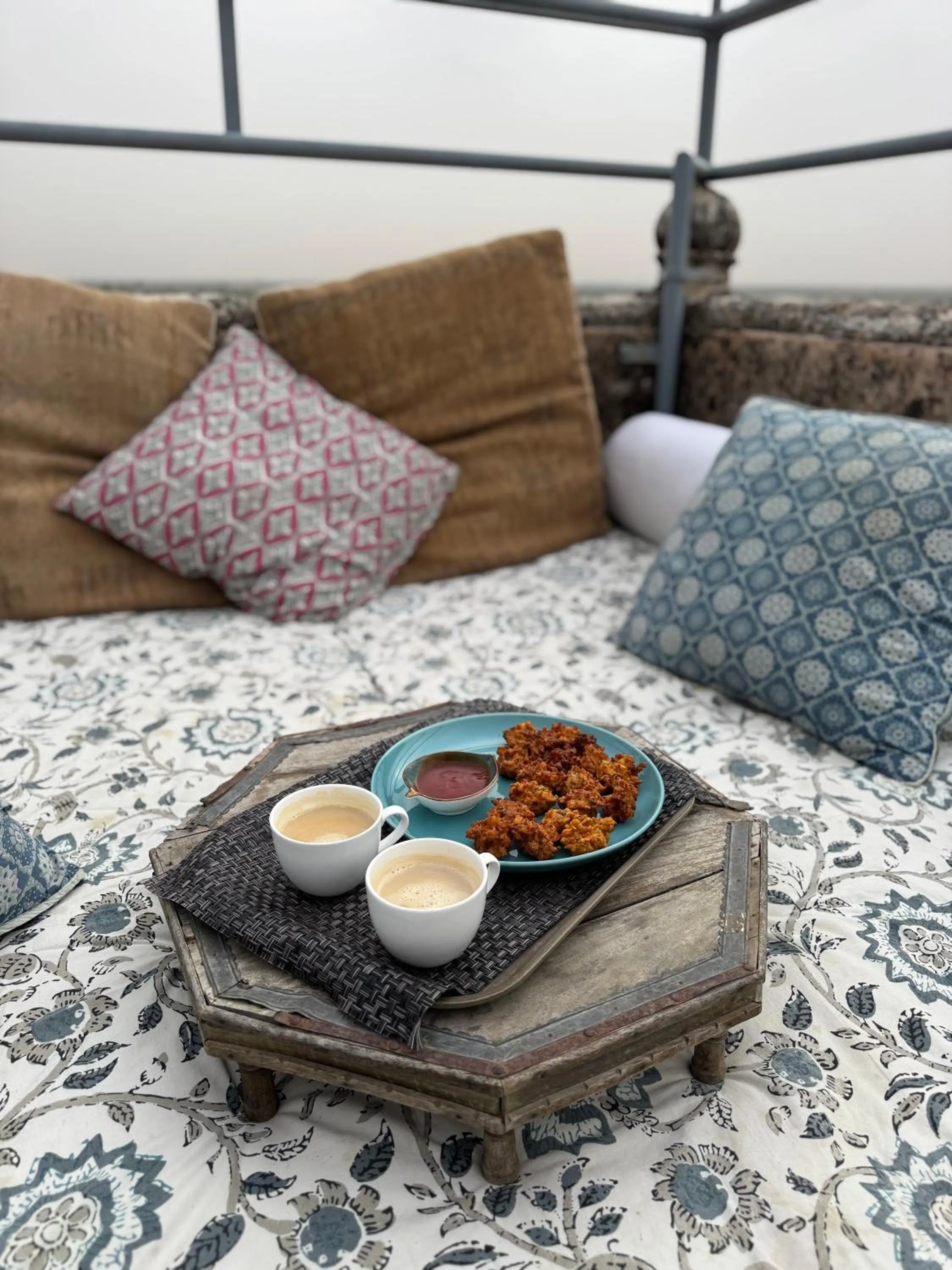 Restaurant/places to eat in Mandawa Kothi