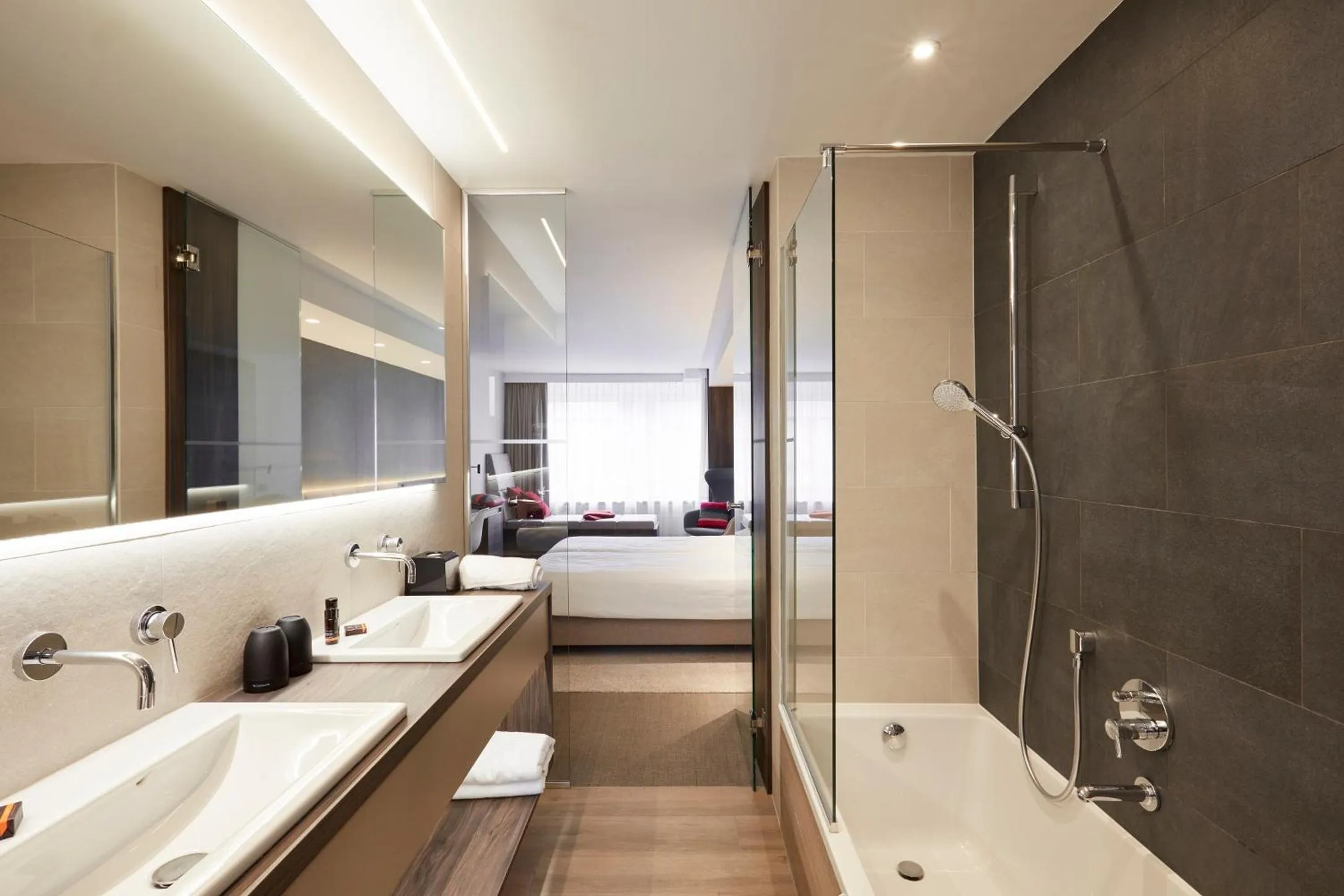 Toilet in Hotel Nelson