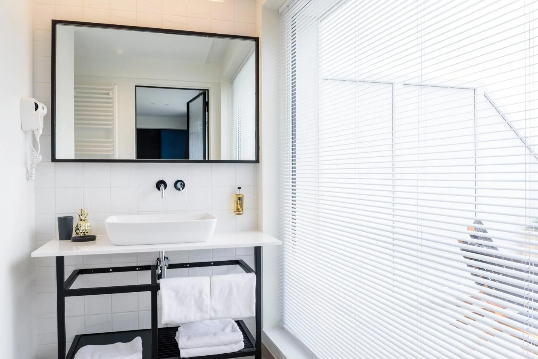 Bathroom in Hotel Nelson