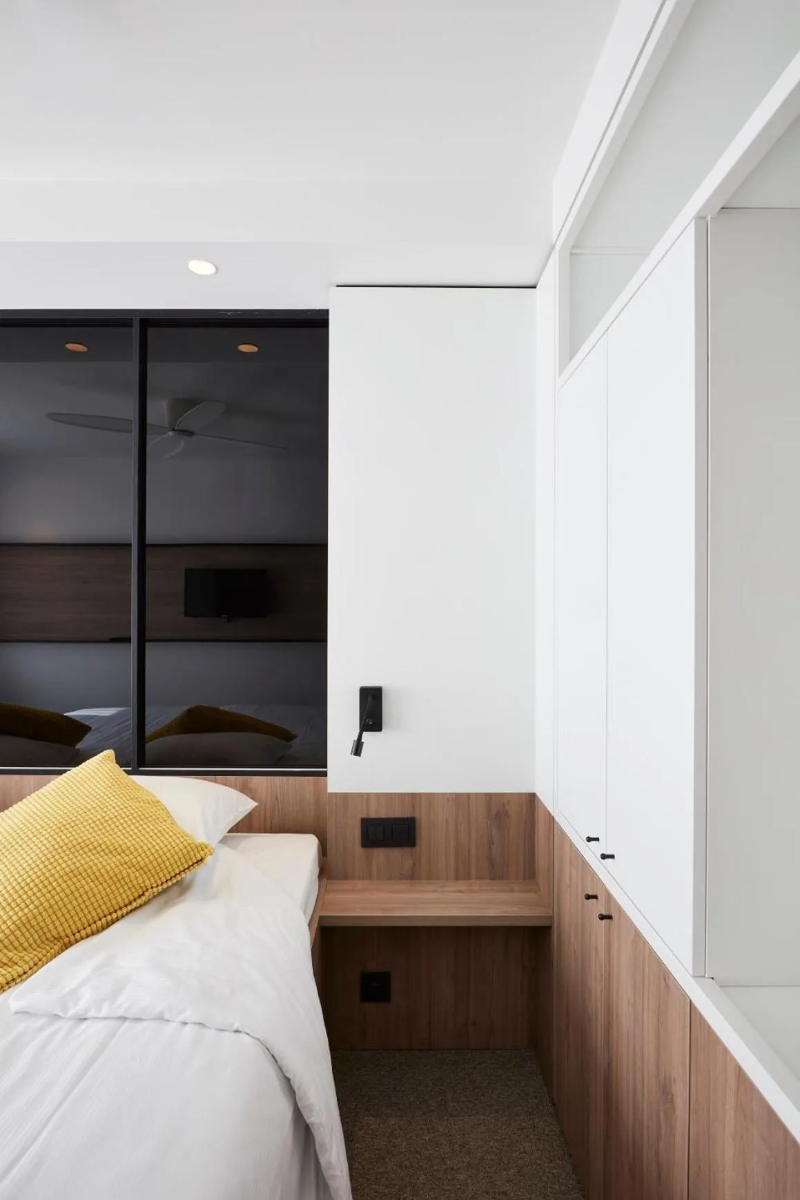 Bedroom, Bed in Hotel Nelson