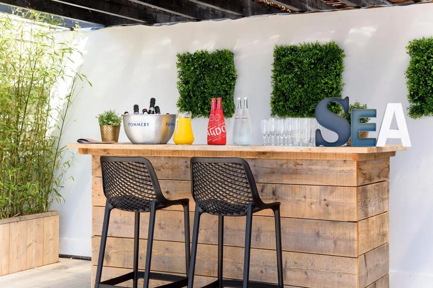 Food and drinks in Hotel Nelson