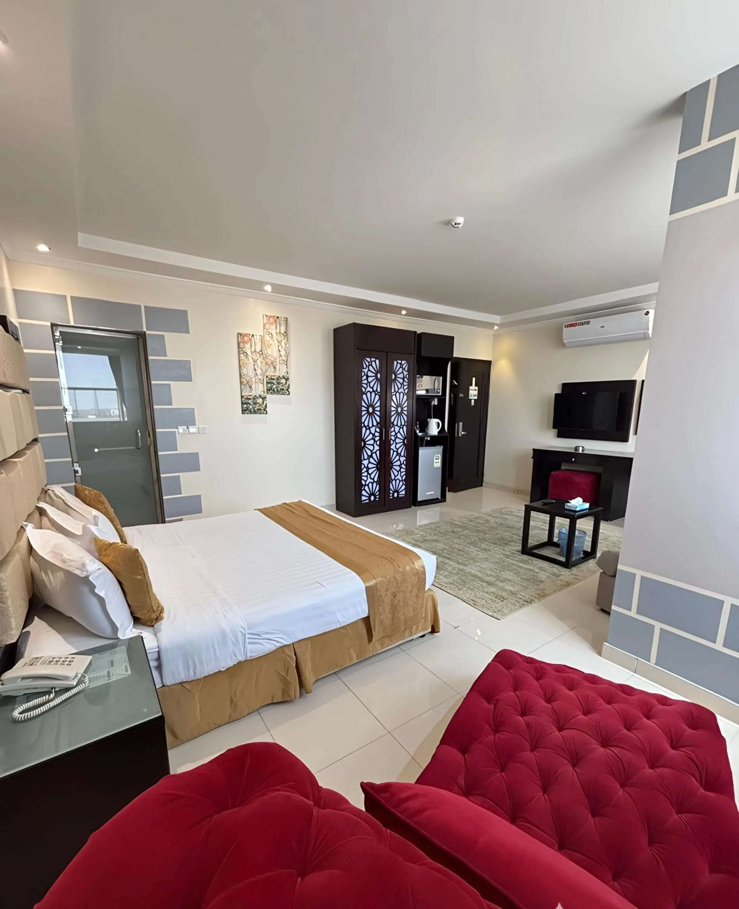 Bed in Al Lord Hotel