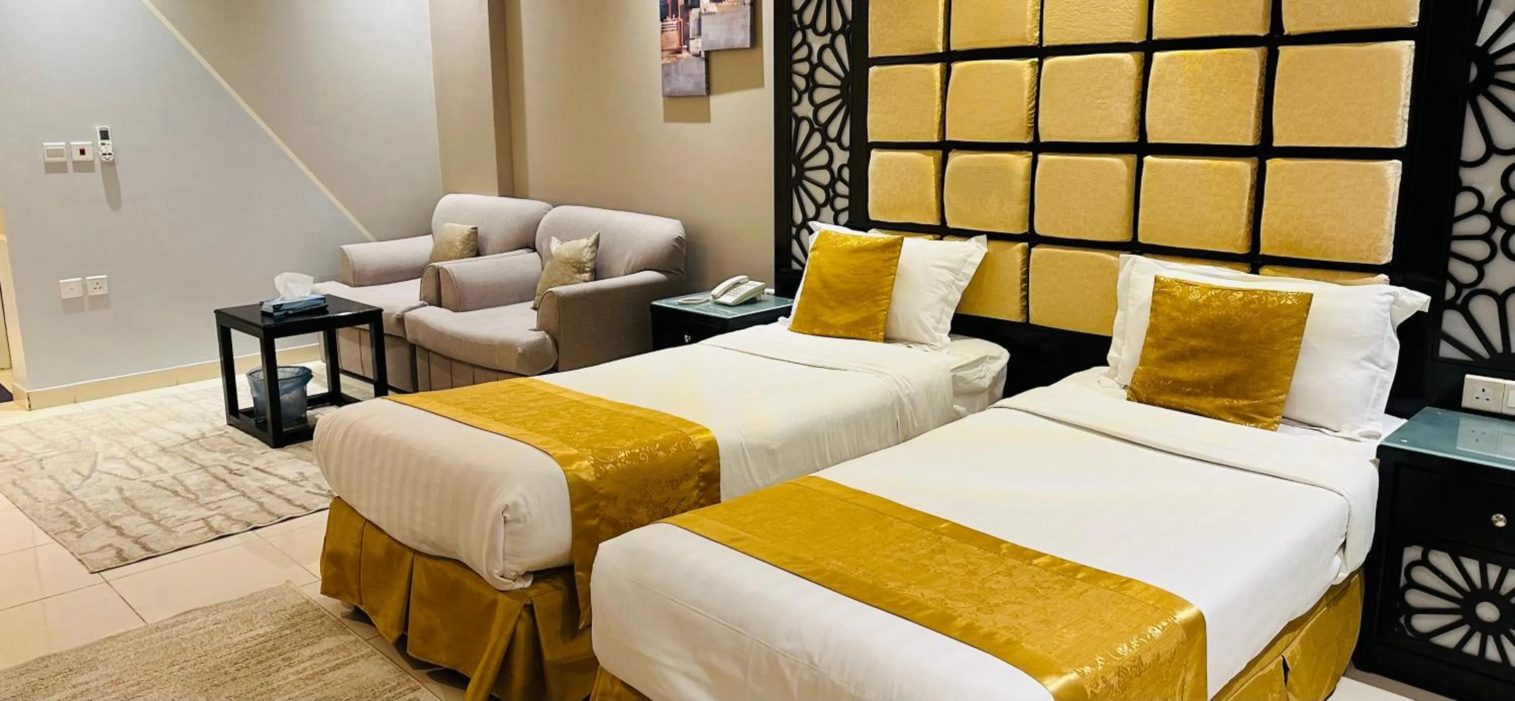 Bedroom, Bed in Al Lord Hotel