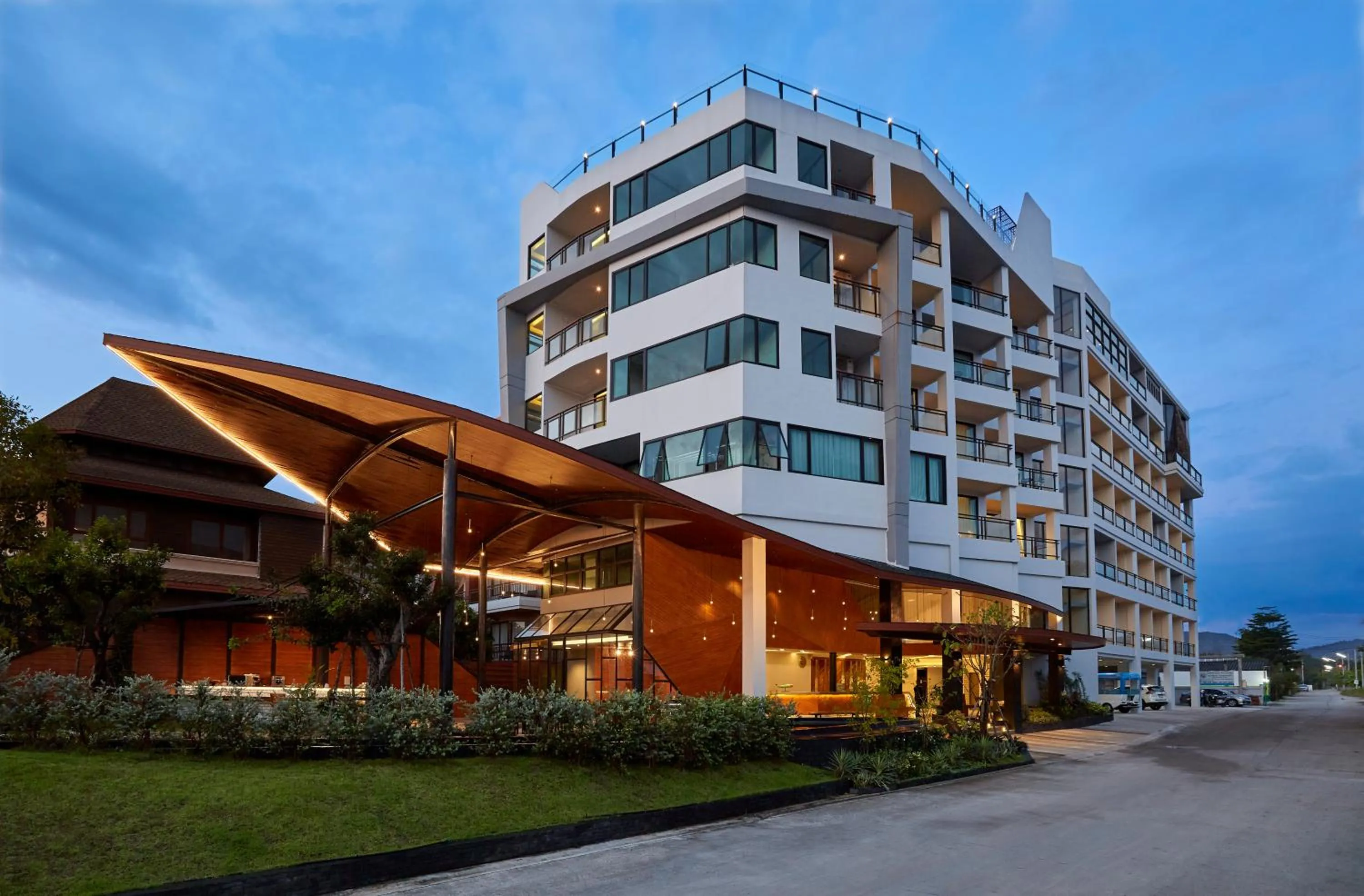 Property building in Whale Hua Hin - SHA Plus