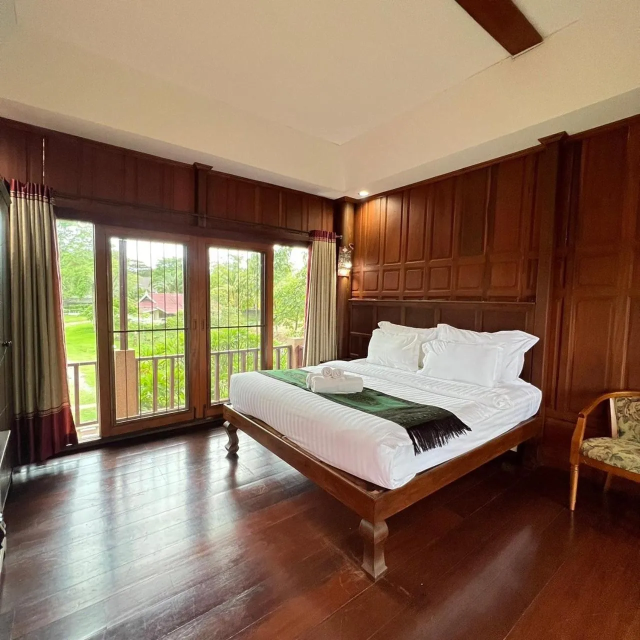 Photo of the whole room, Bed in Sasidara Resort Nan
