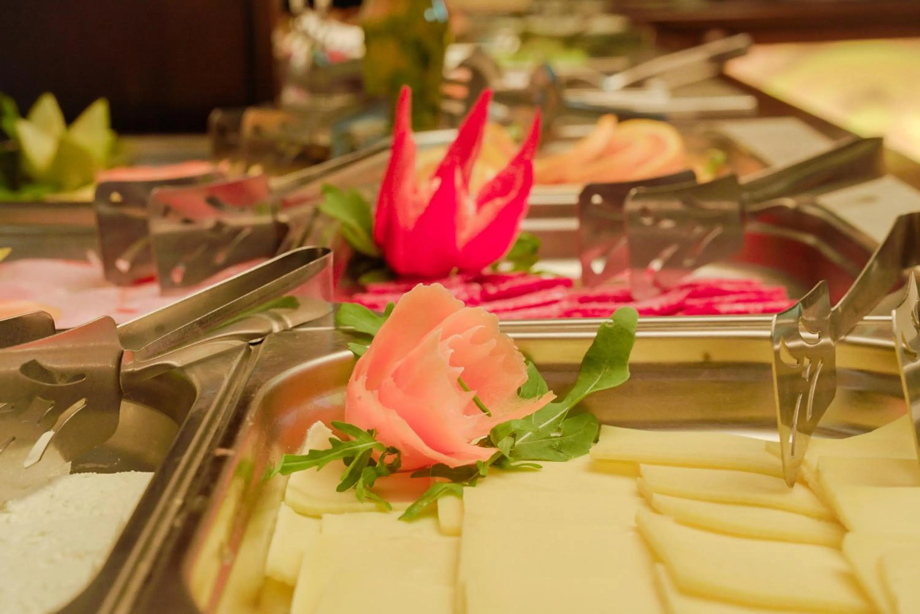 Food and drinks in Apart Hotel Flora Residence Daisy