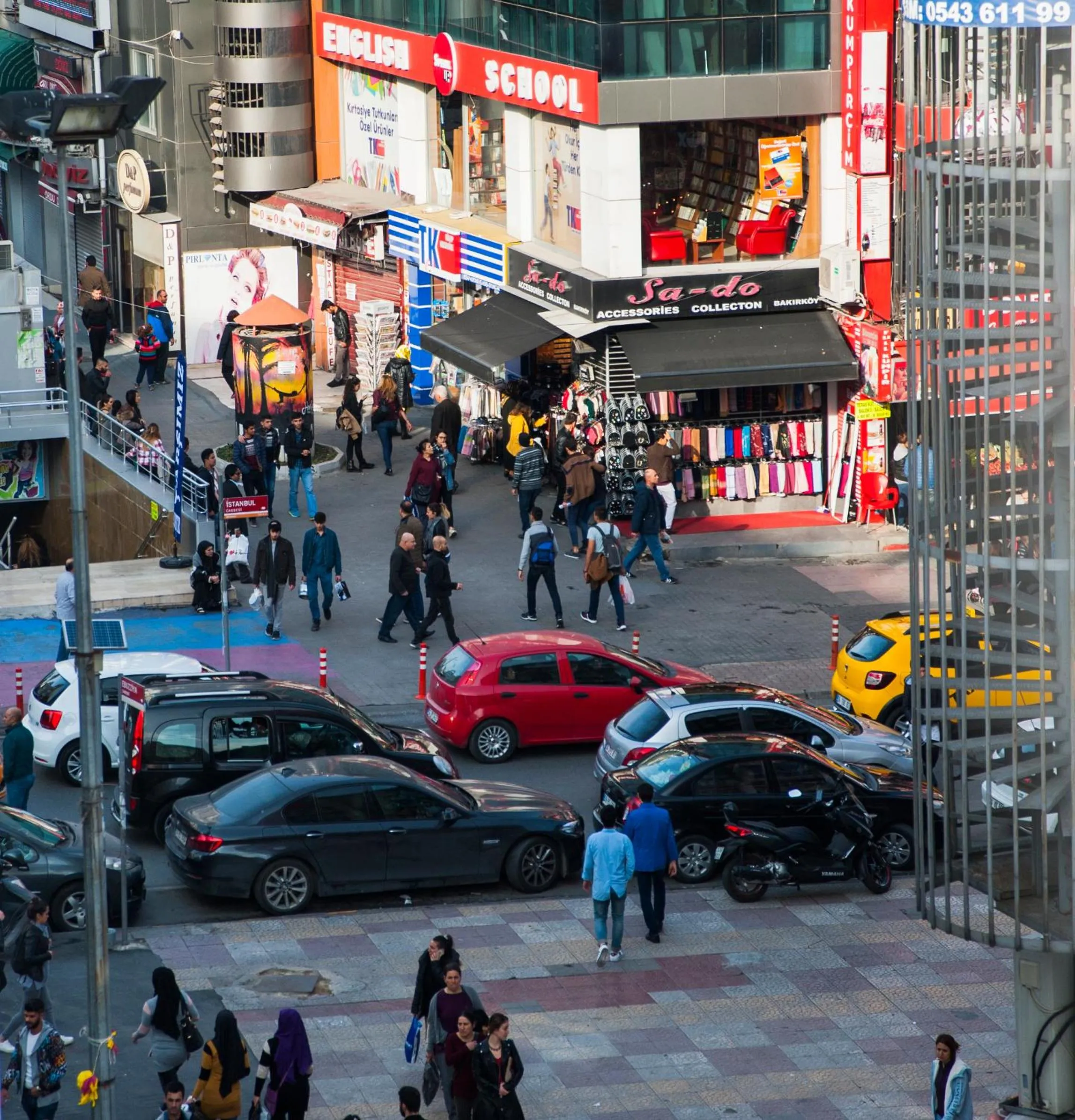 Neighbourhood in Bakırköy DES Suit Otel