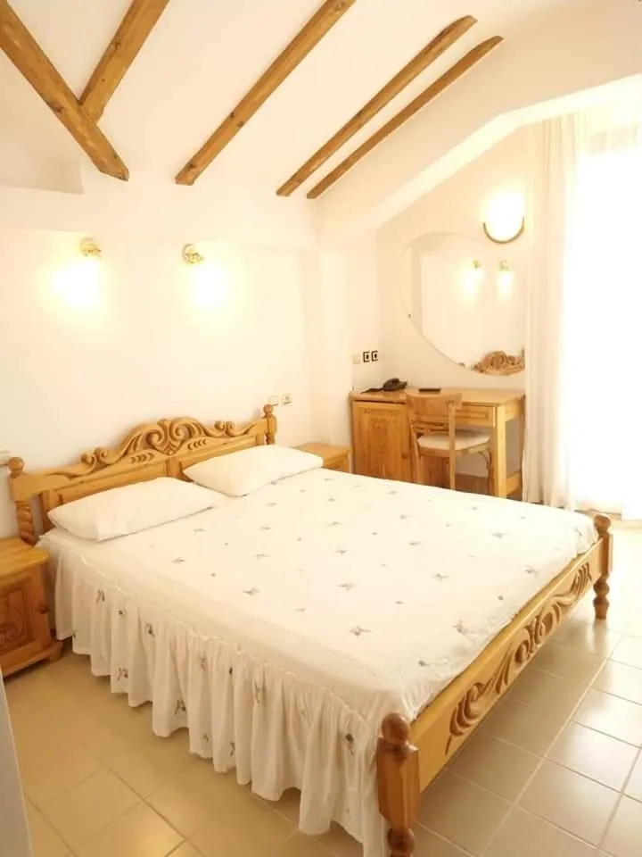 Bed in Park Hotel Amfora -Free Parking