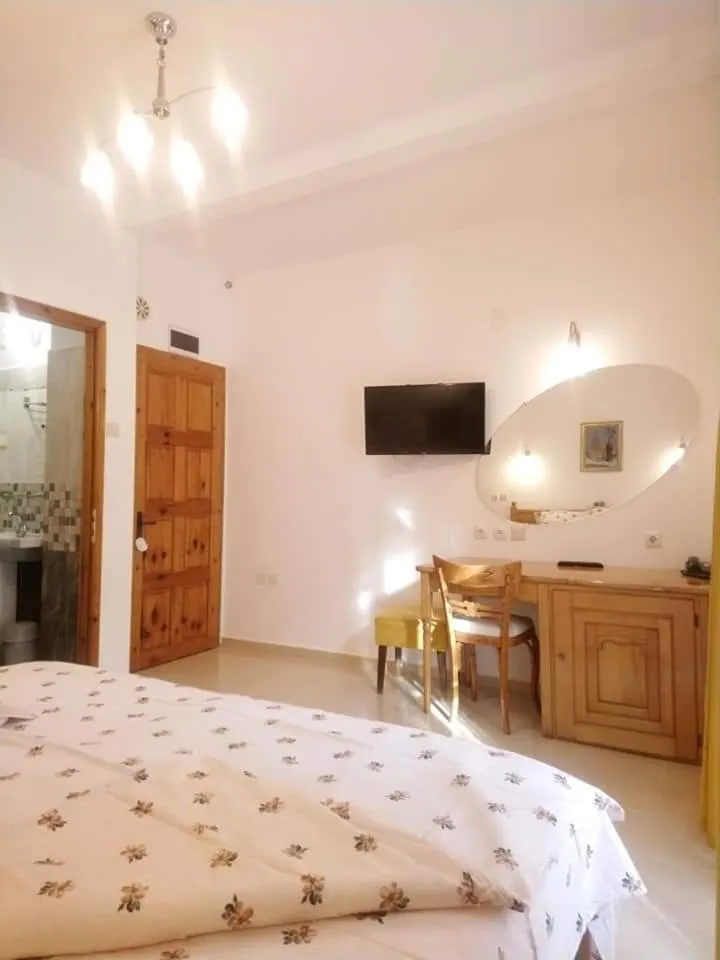 Bed in Park Hotel Amfora -Free Parking