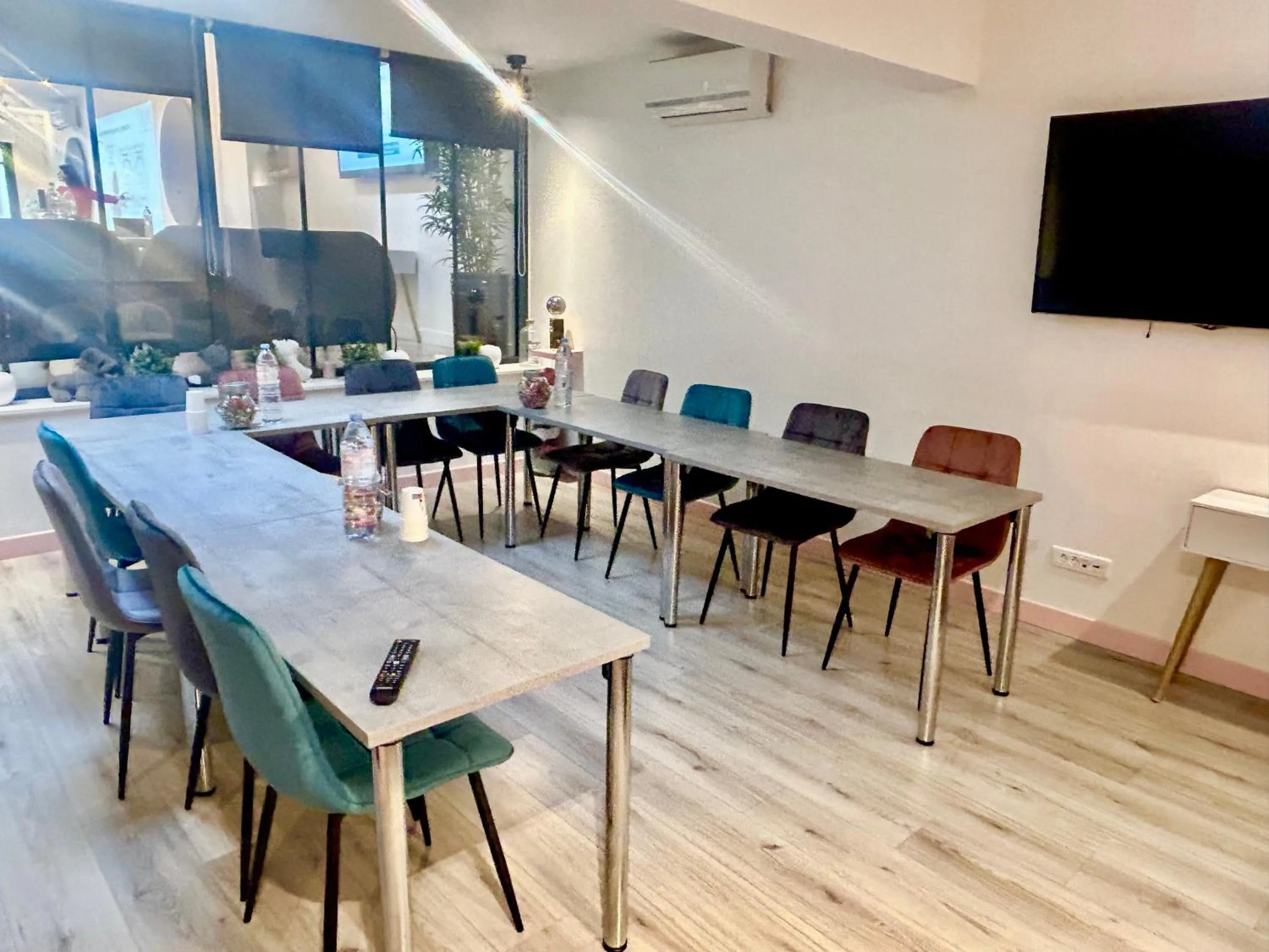 Meeting/conference room in Résidence AURMAT - Appart - Hôtel - Boulogne - Paris