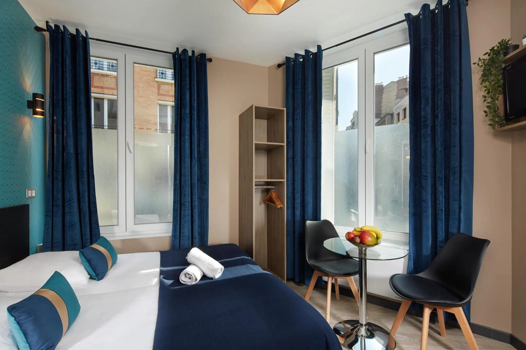 TV and multimedia, Bed in Résidence AURMAT - Appart - Hôtel - Boulogne - Paris