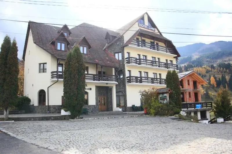 Hotel Cerbul Hotel Cerbul