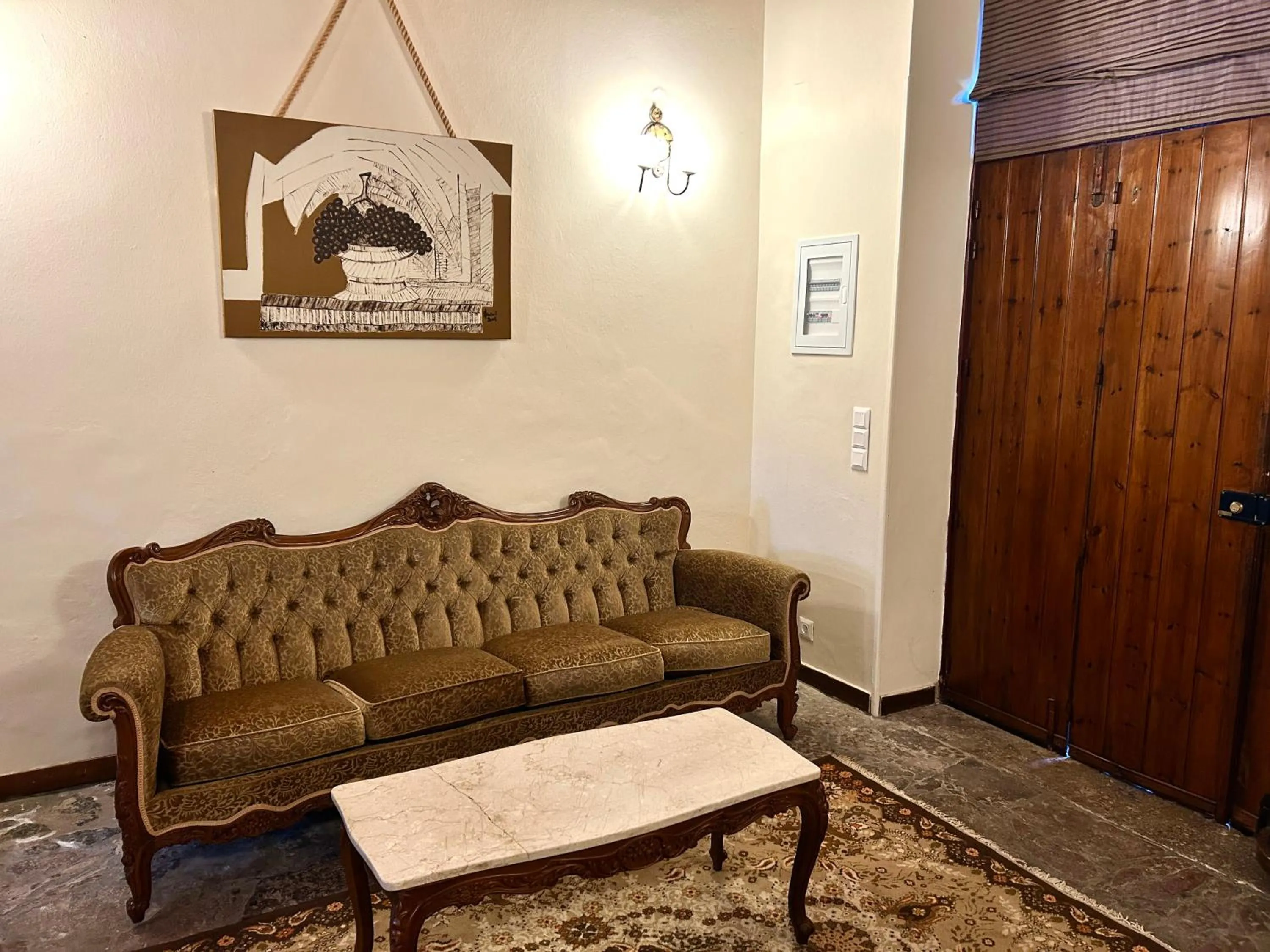 Living room in Loriet Hotel