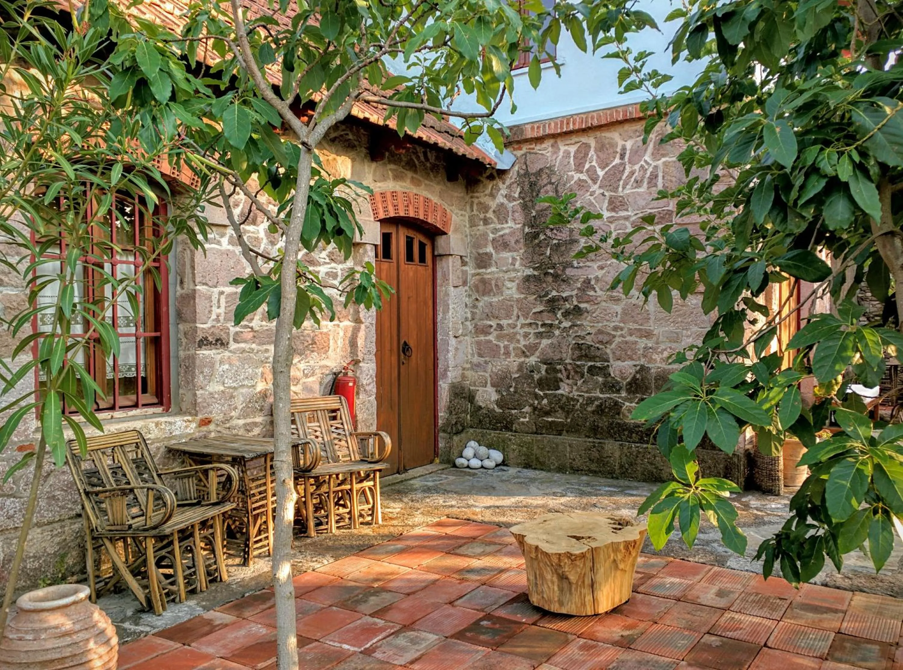 Summer in Loriet Hotel