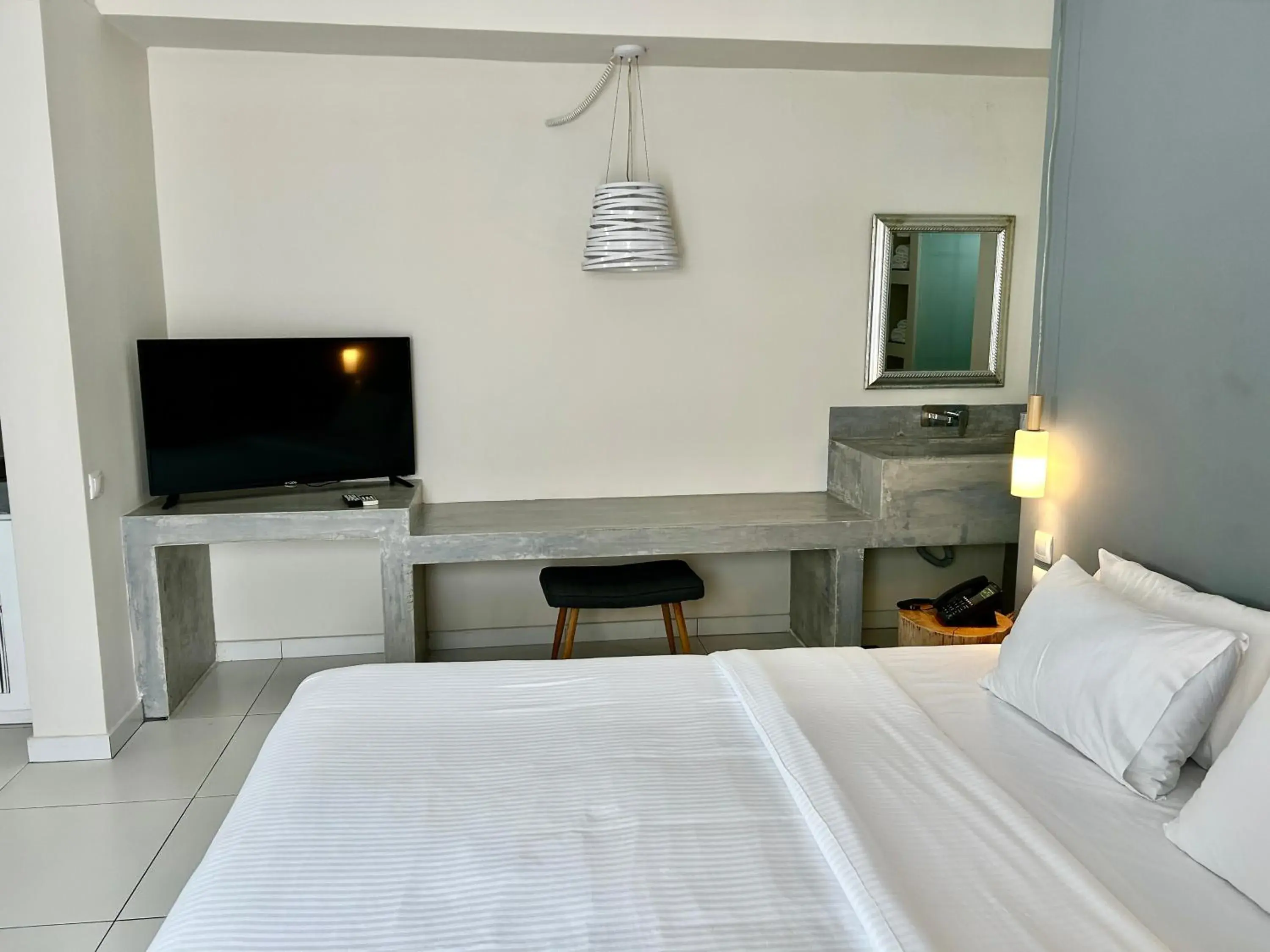 Bed in Loriet Hotel Bed in Loriet Hotel