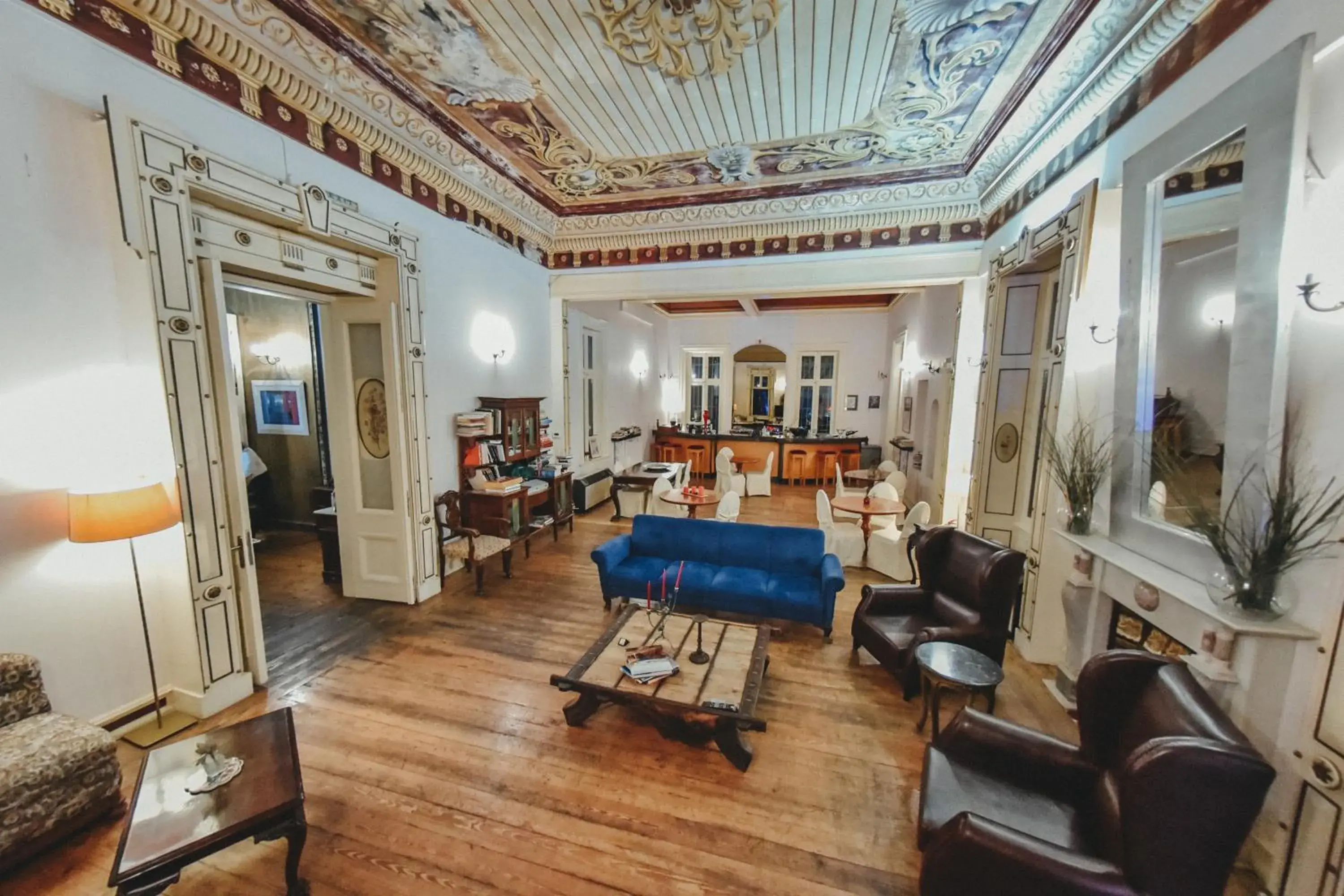 Living room in Loriet Hotel Living room in Loriet Hotel