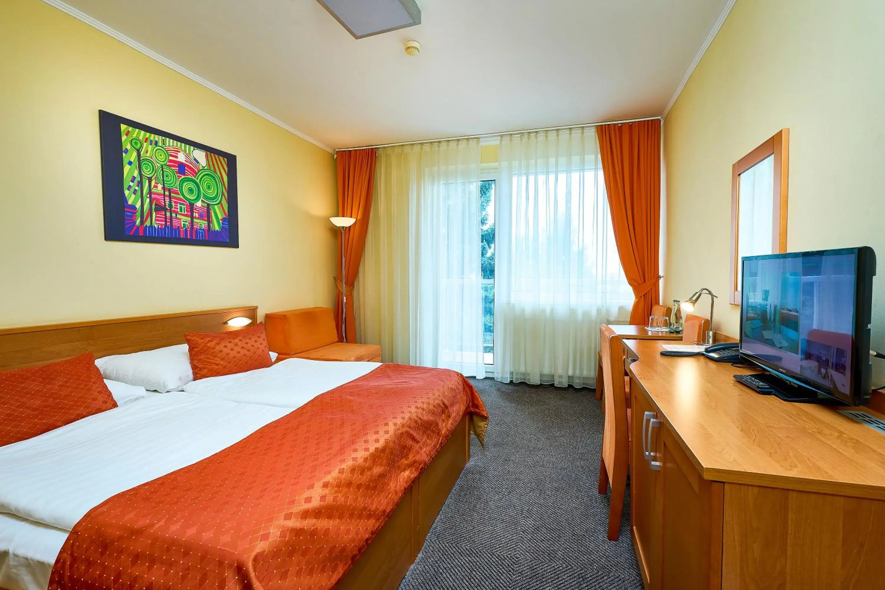 Deluxe Double or Twin Room with Balcony in Hotel SOREA REGIA Deluxe Double or Twin Room with Balcony in Hotel SOREA REGIA
