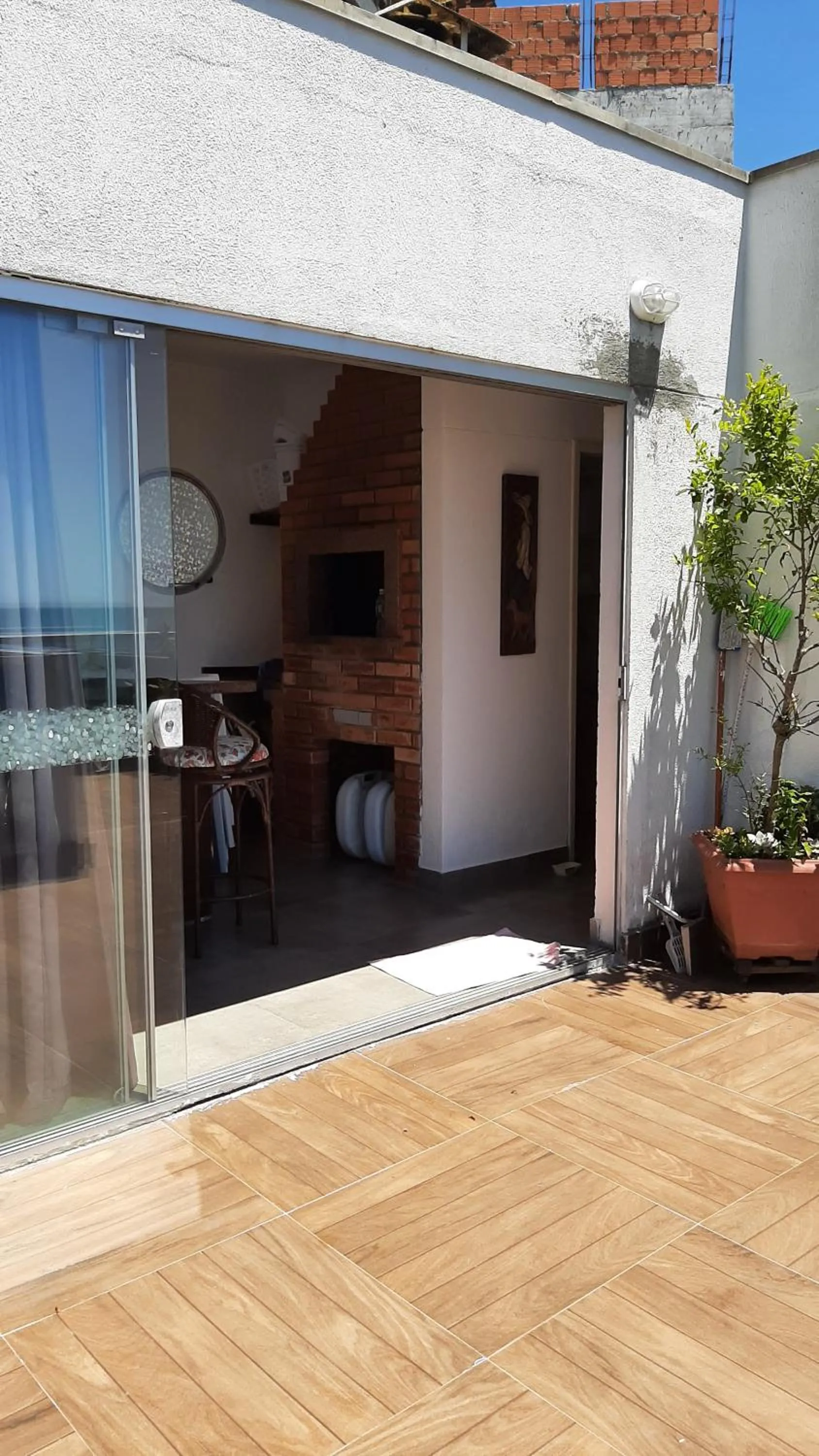 BBQ facilities in Itapema-Meia Praia- 3 quartos - Frente Mar!