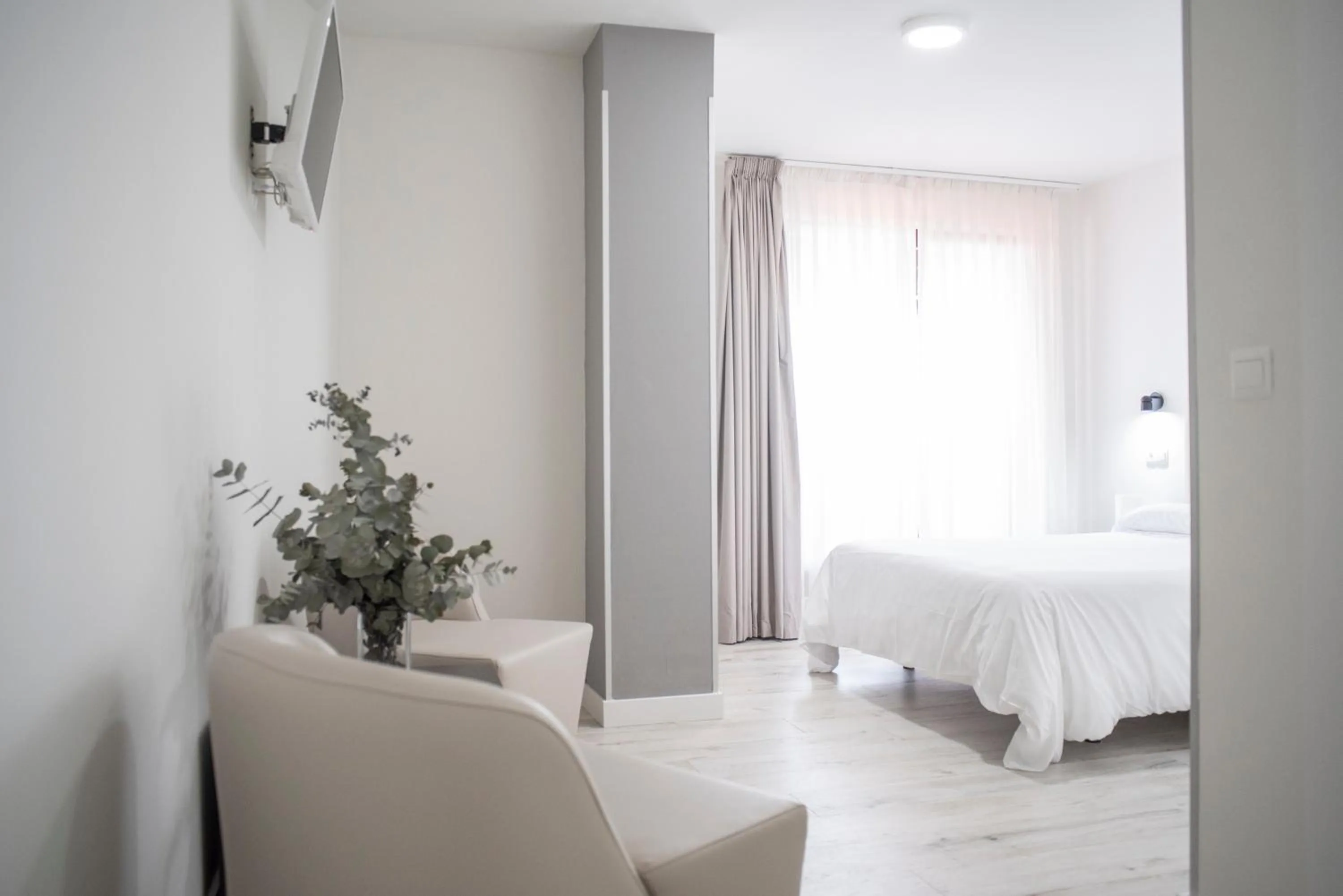 Bedroom in Hotel Montañés