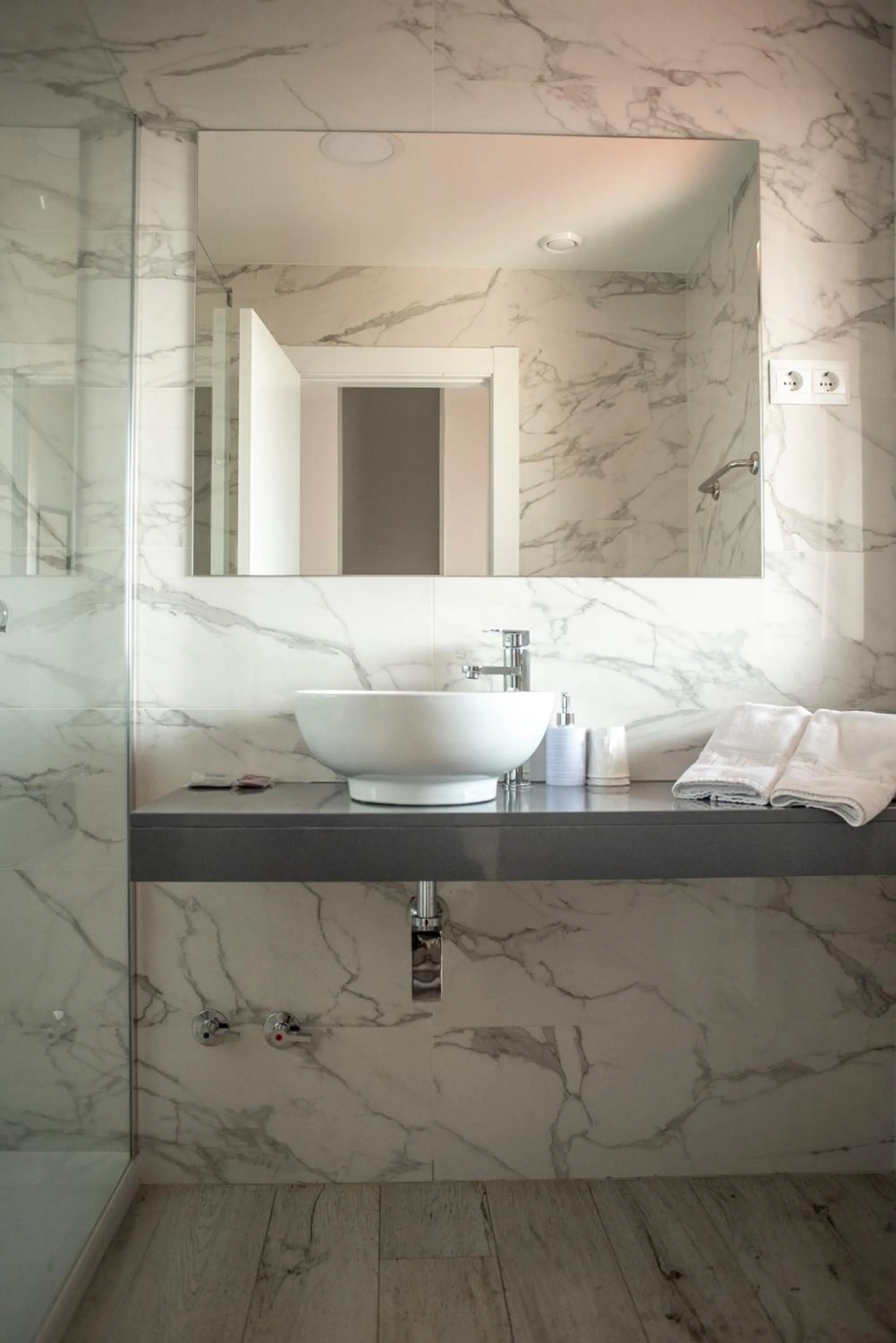 Bathroom in Hotel Montañés