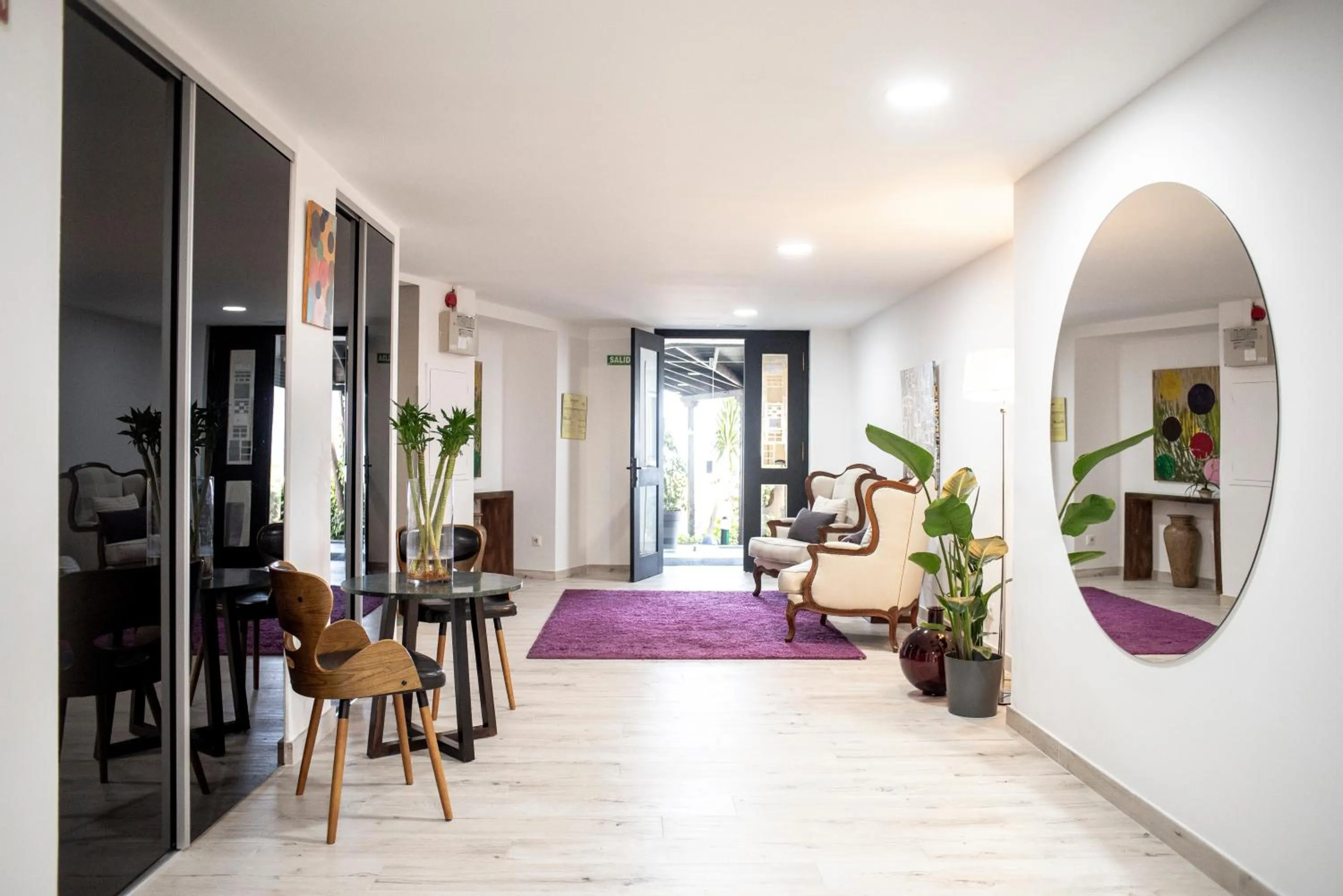 Lobby or reception in Hotel Montañés