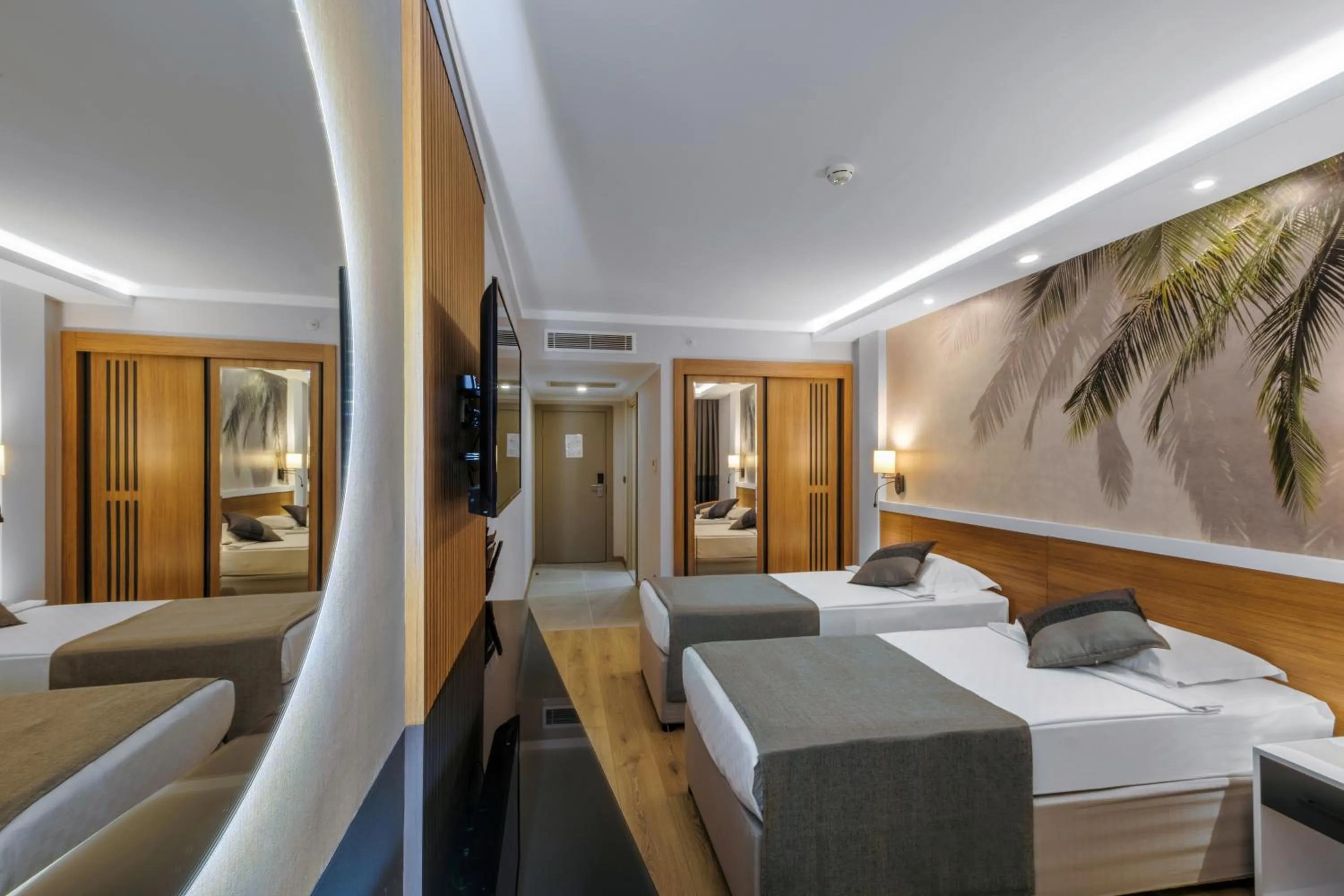 Photo of the whole room, Bed in Alba Resort Hotel - Ultra All Inclusive