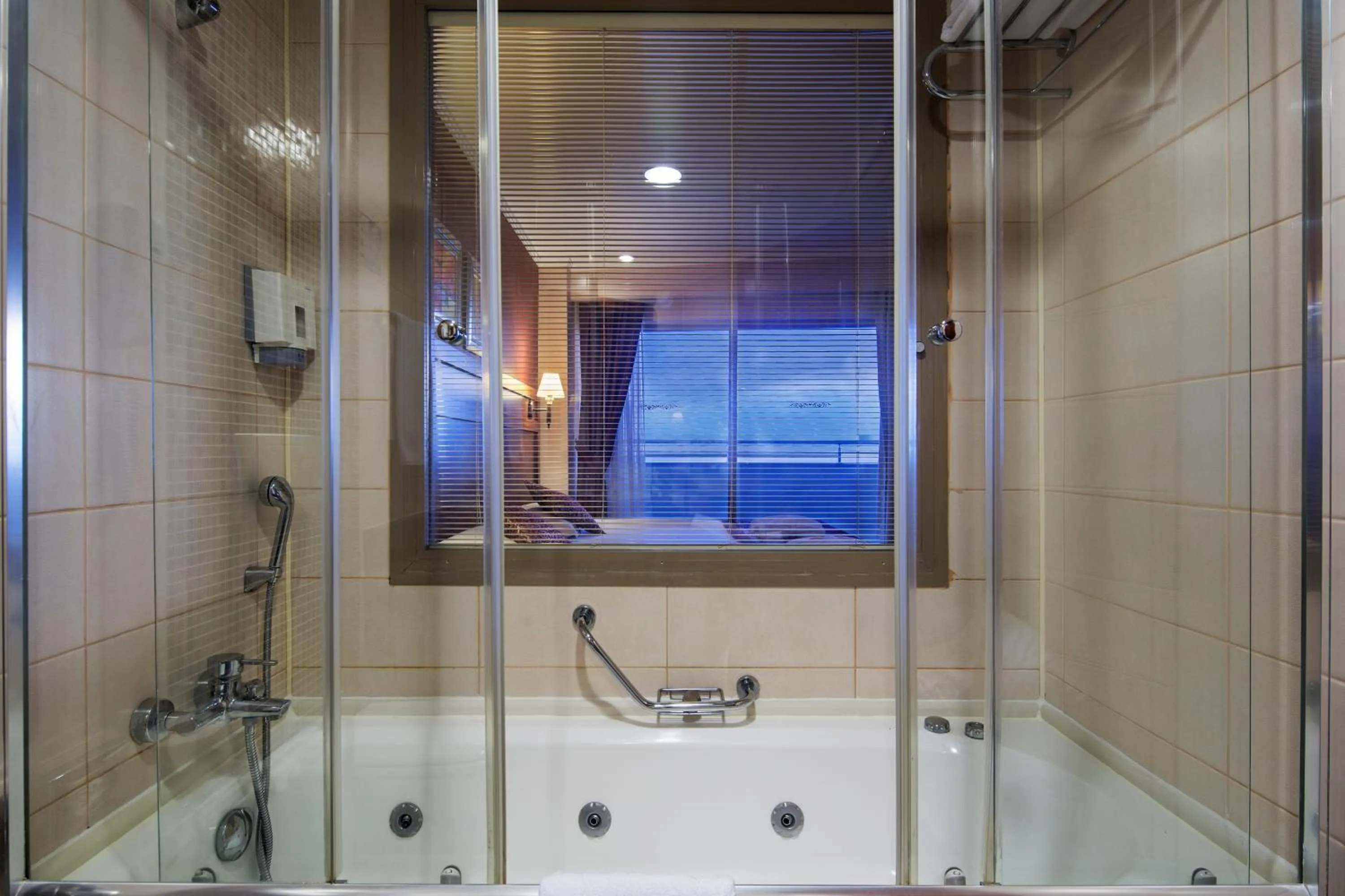 Bathroom in Alba Royal Hotel - Ultra All Inclusive -Adults Only (+16)