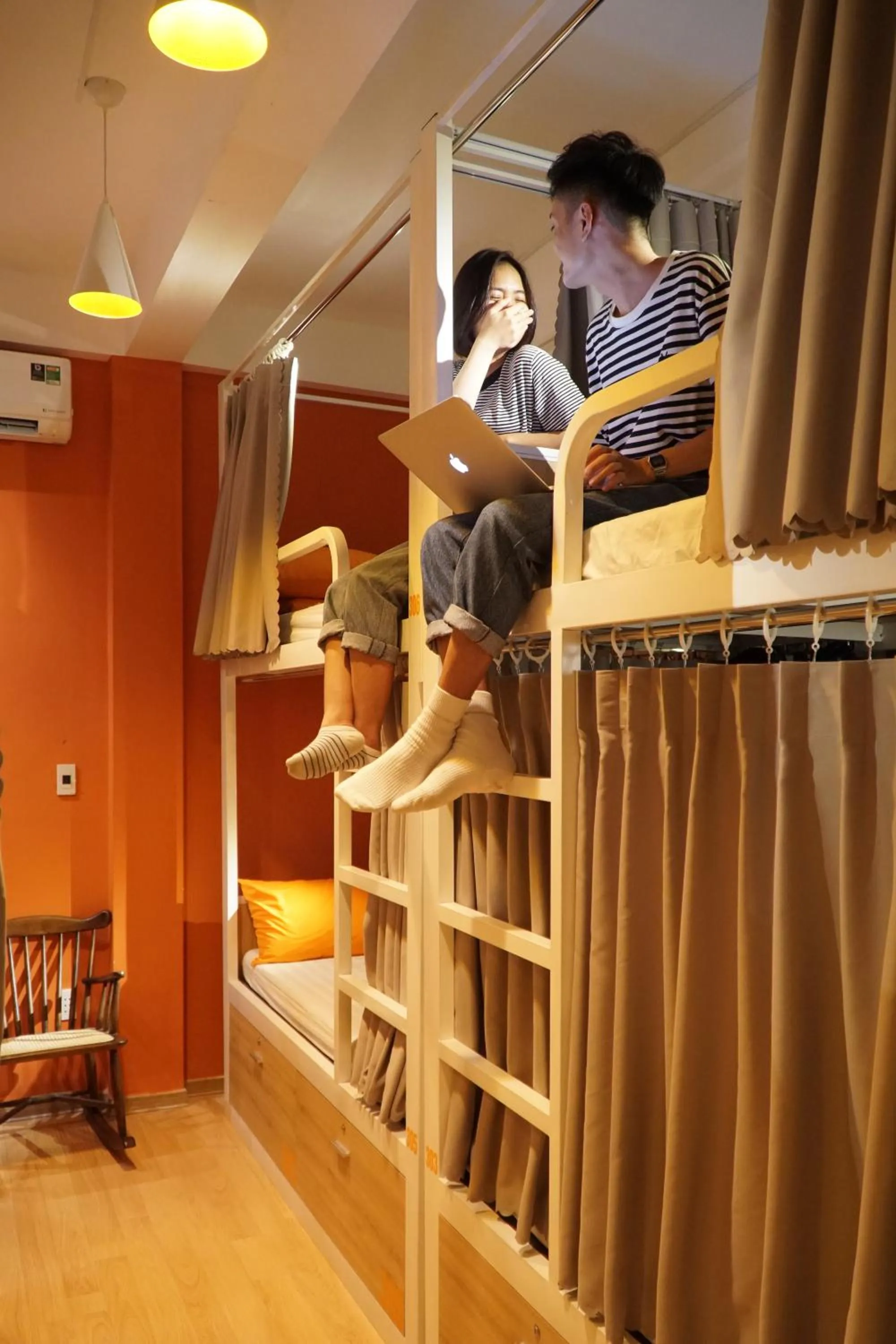 group of guests, Bed in City Hostel Da Nang