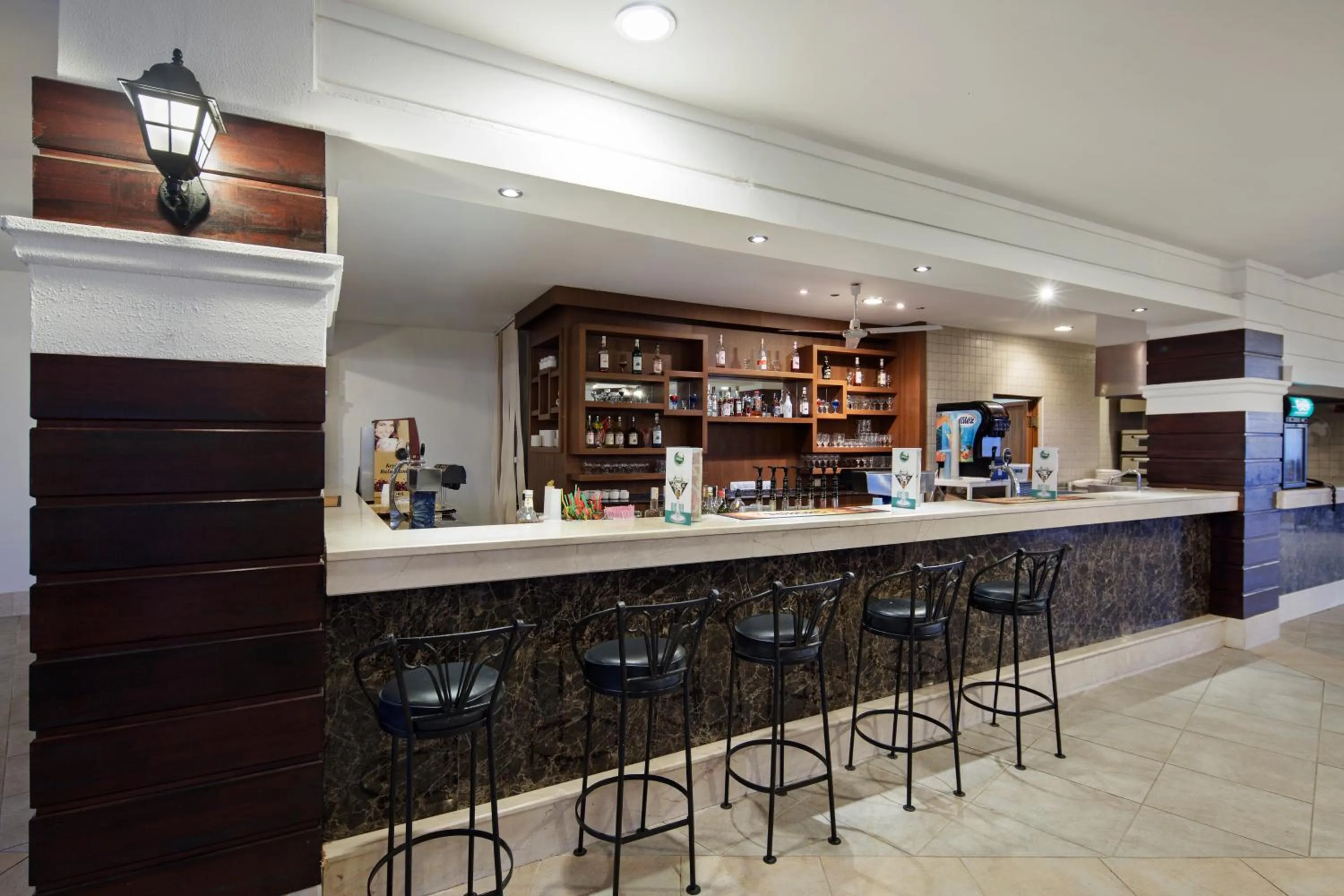Lounge or bar in Alba Queen Hotel - Ultra All Inclusive