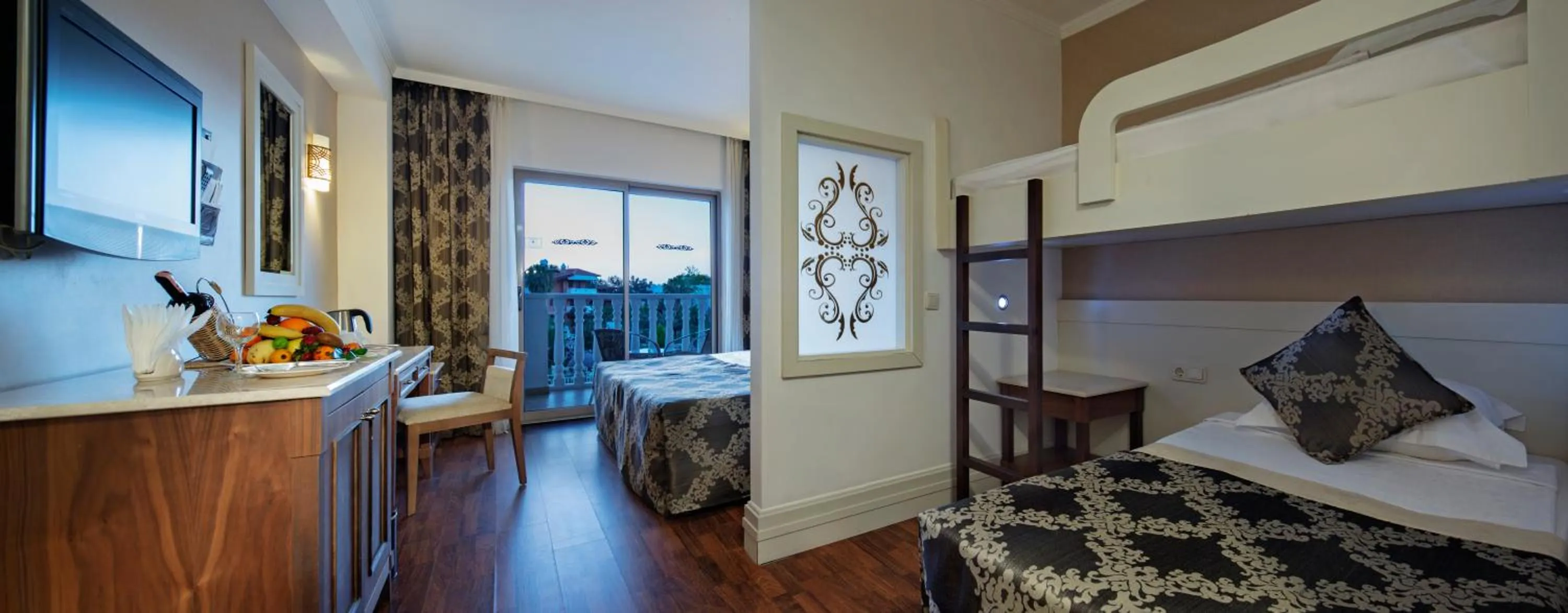 Massage, Bed in Alba Queen Hotel - Ultra All Inclusive