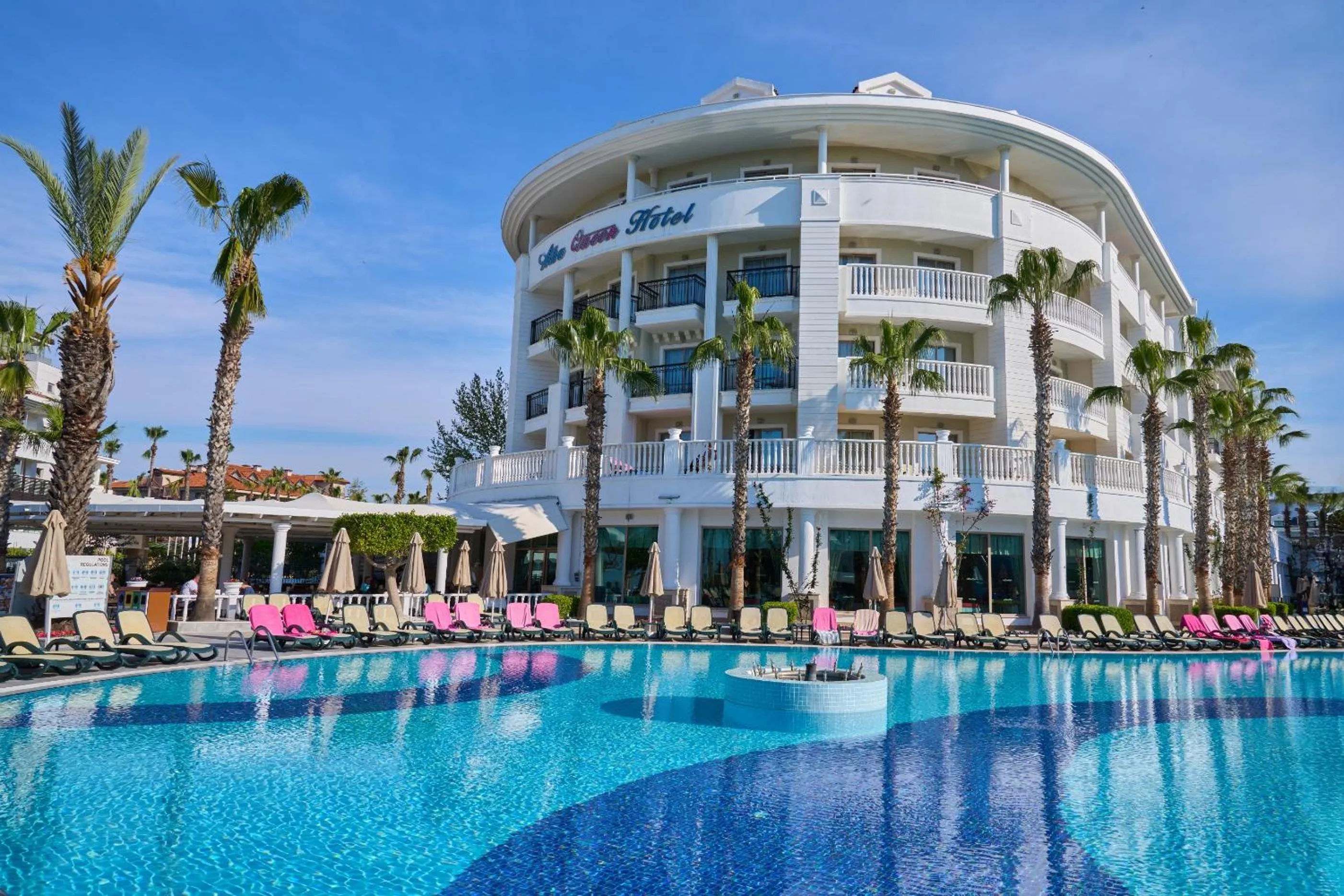 Property building in Alba Queen Hotel - Ultra All Inclusive