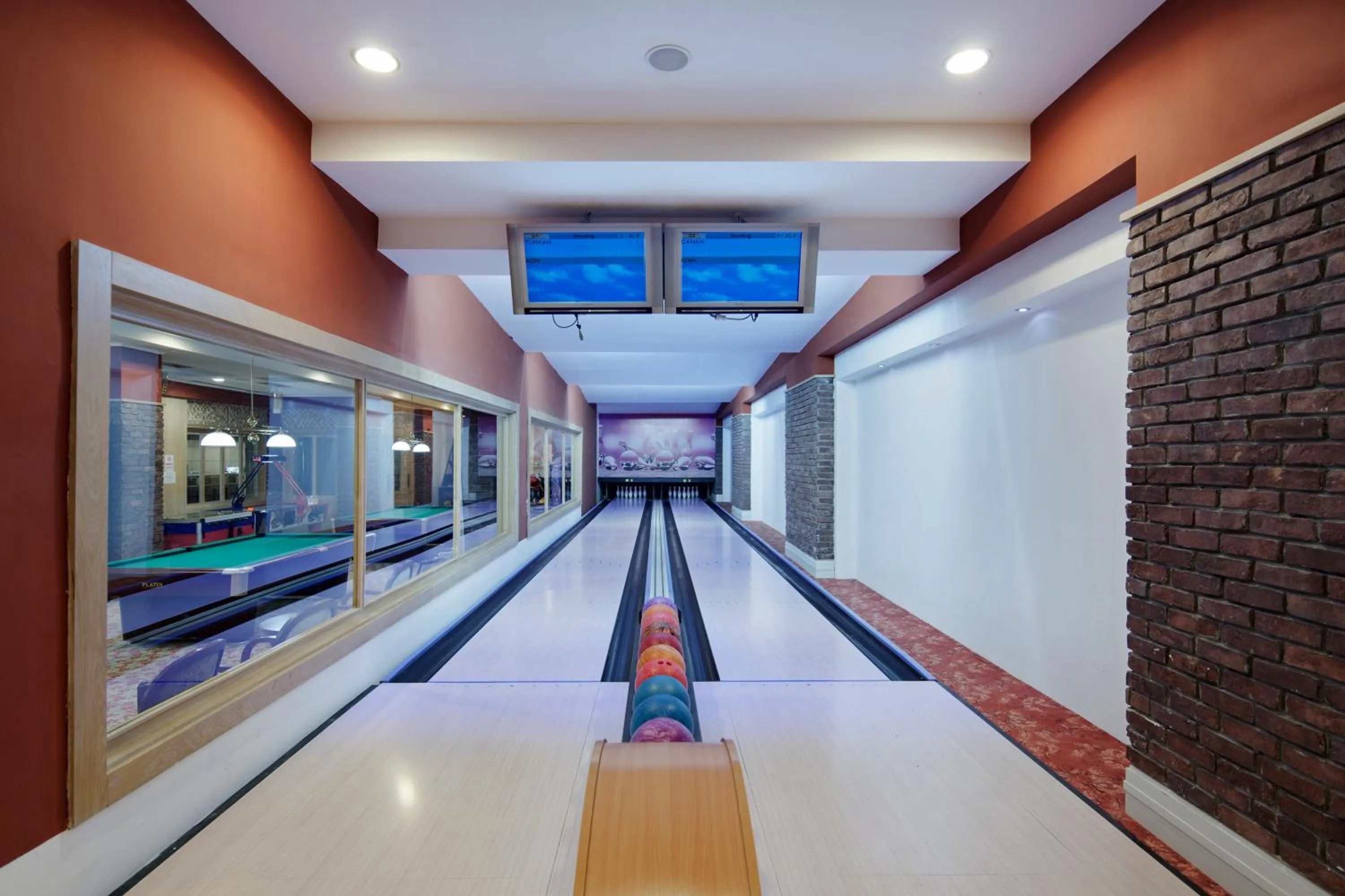 Bowling in Alba Queen Hotel - Ultra All Inclusive