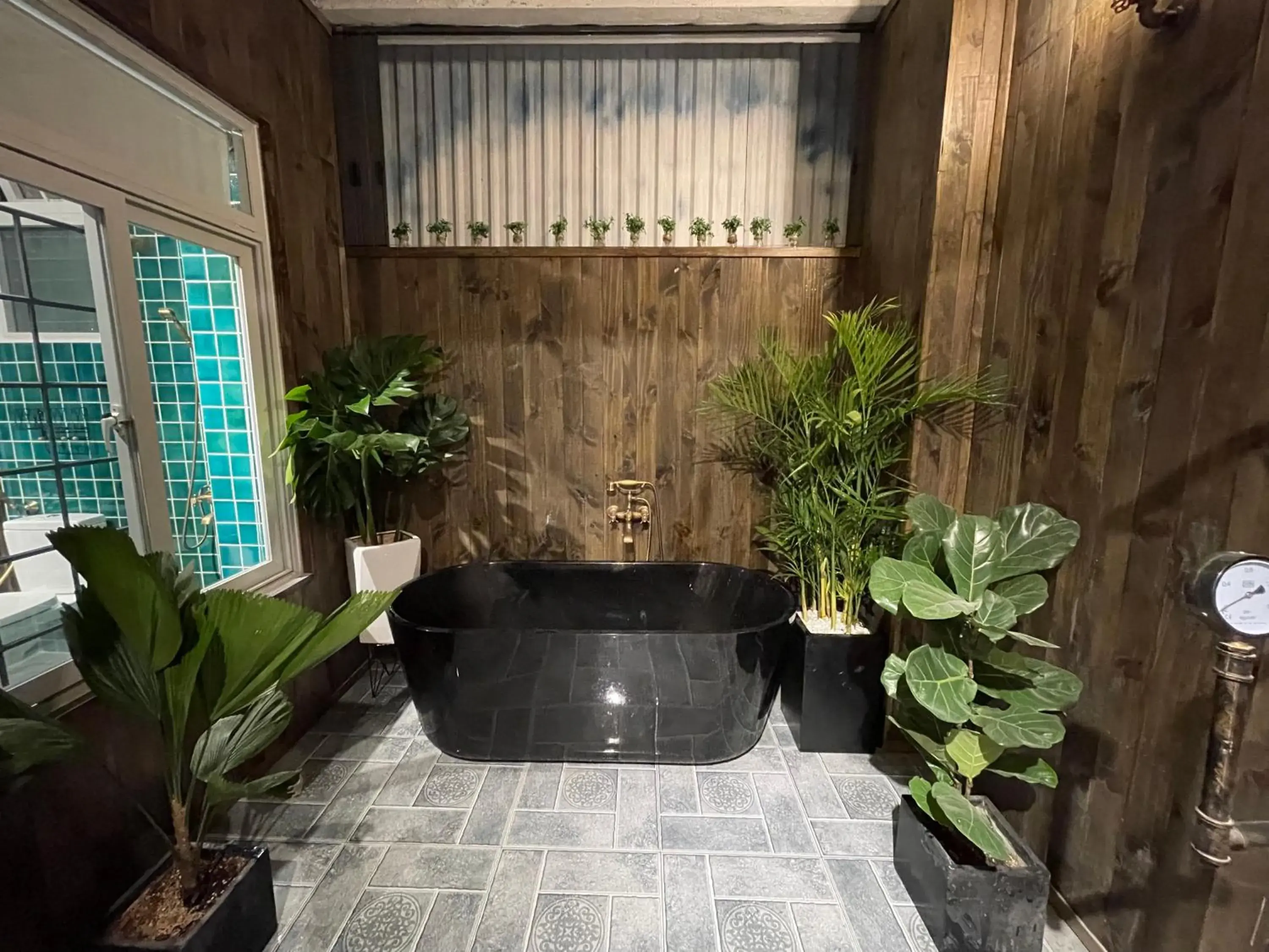 Inner courtyard view in Lucas Inn Inner courtyard view in Lucas Inn