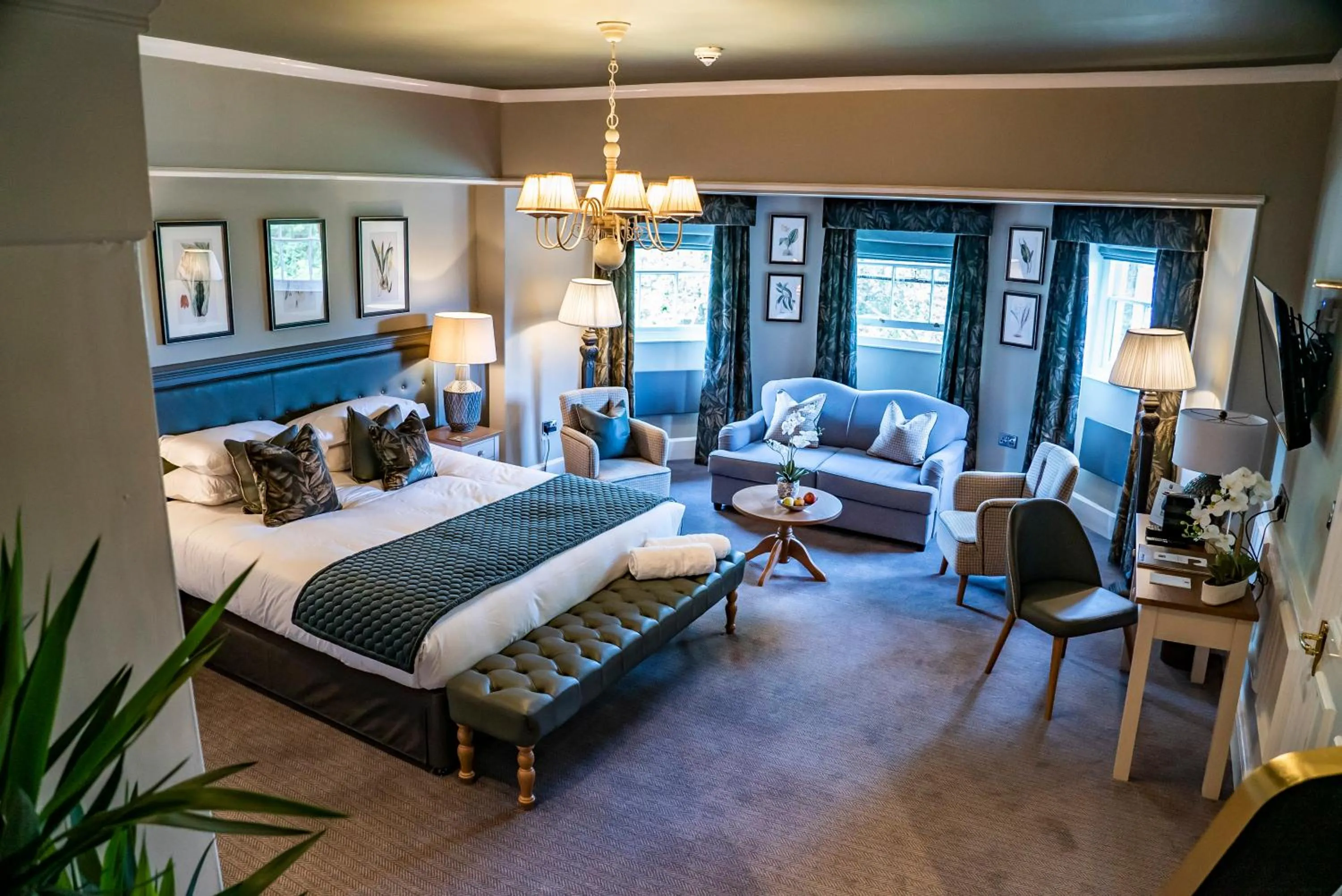 Junior Suite in Mytton and Mermaid - Brunning and Price
