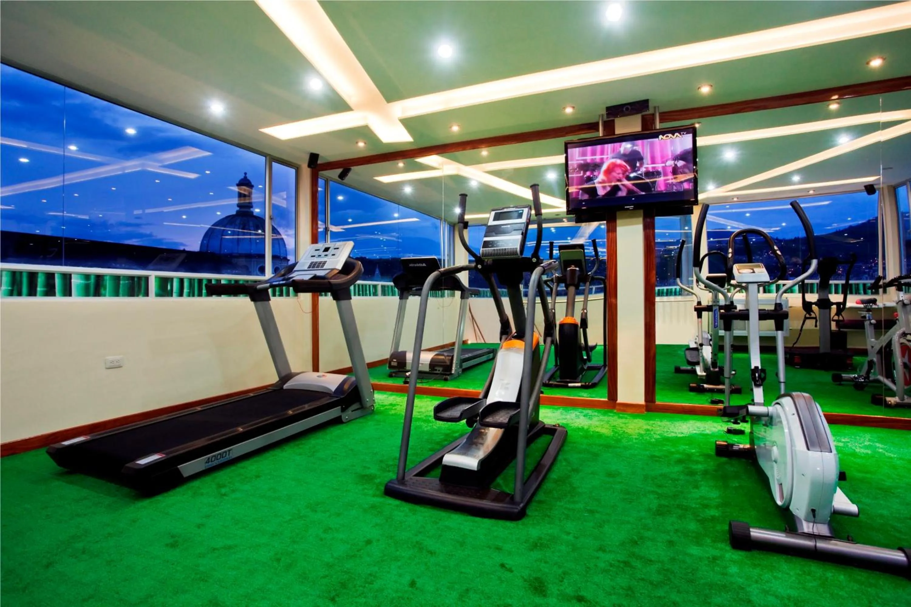 Fitness centre/facilities in Loft Hotel