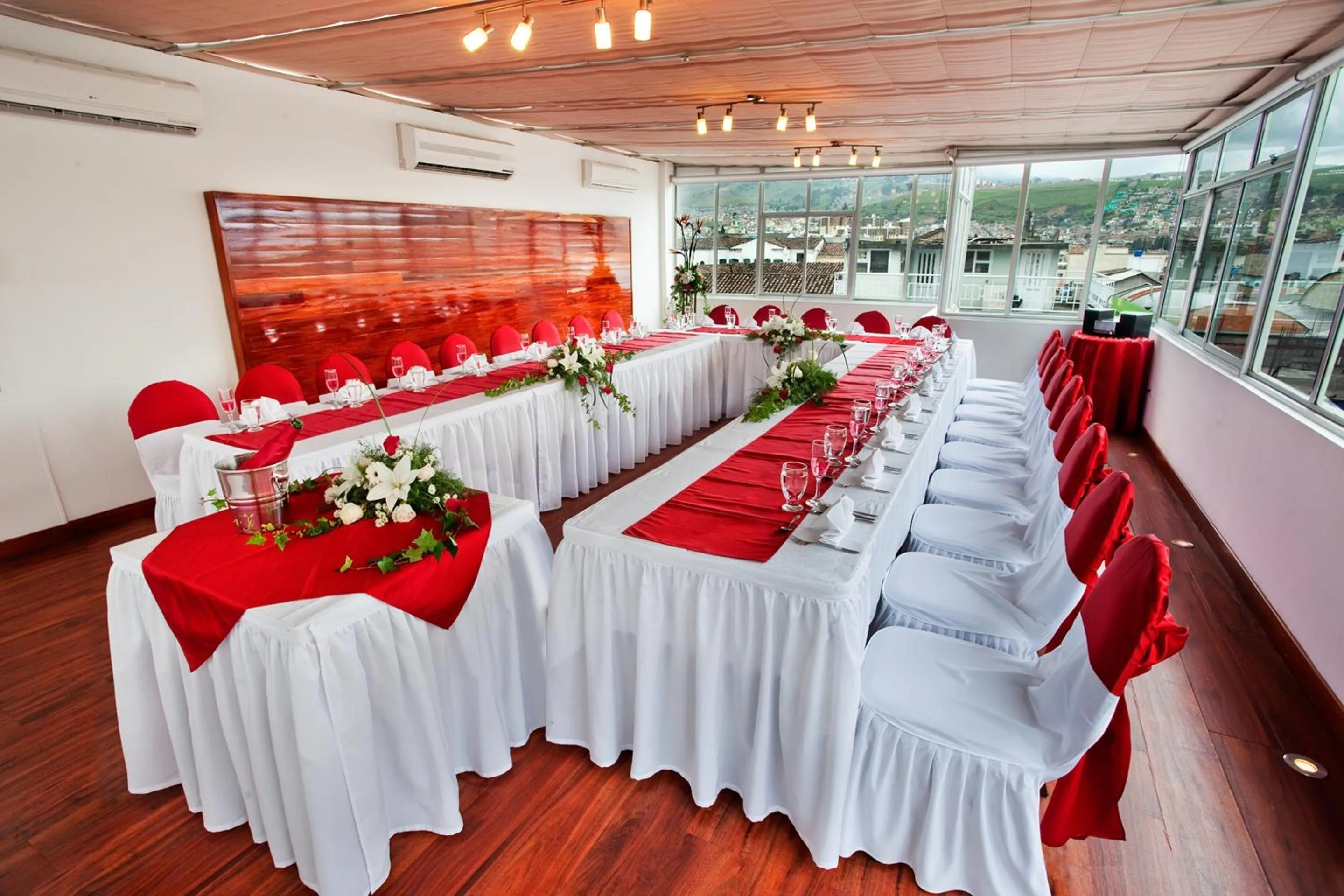 Banquet/Function facilities in Loft Hotel