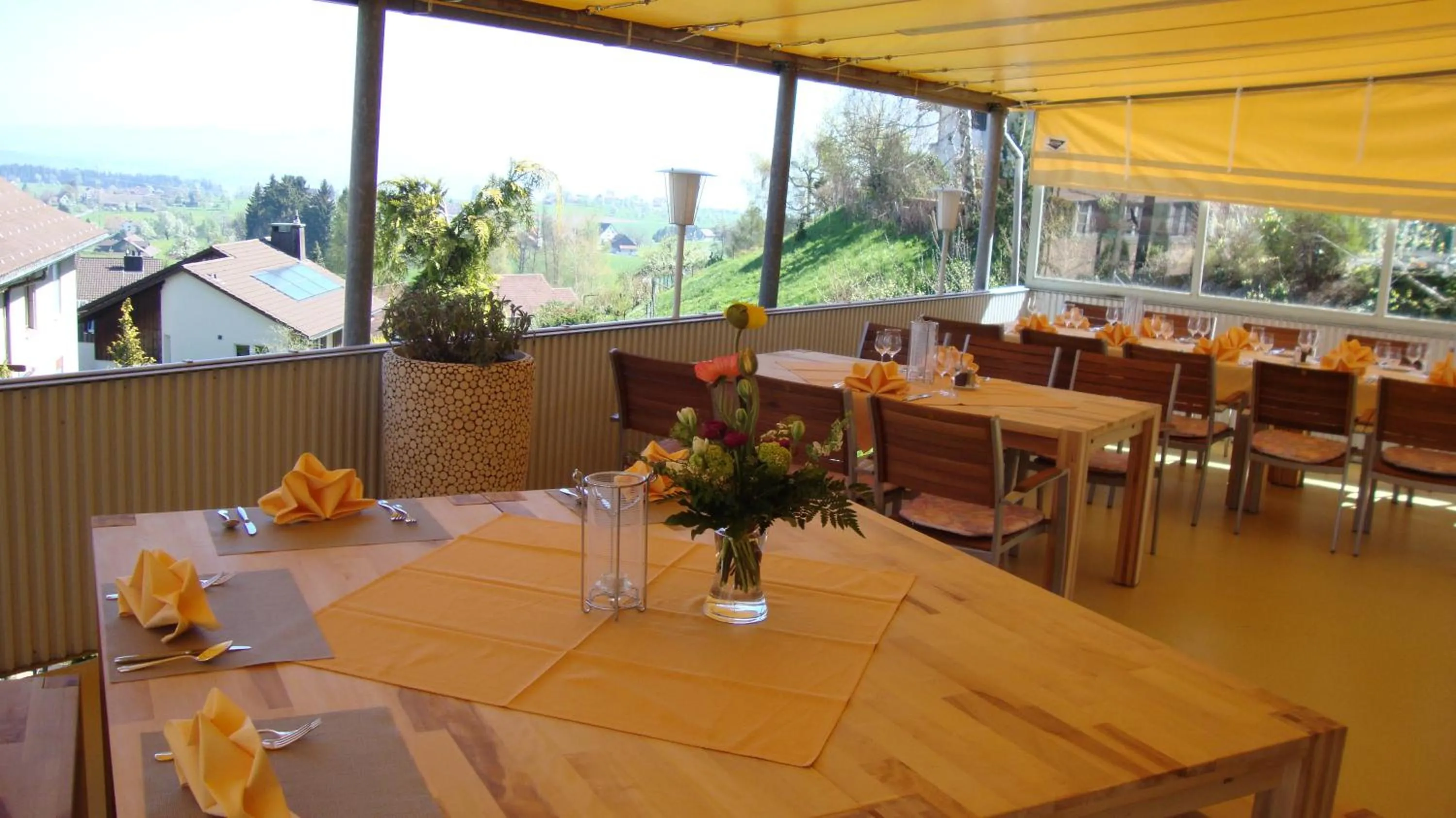 Restaurant/places to eat in Hotel Restaurant Rössli