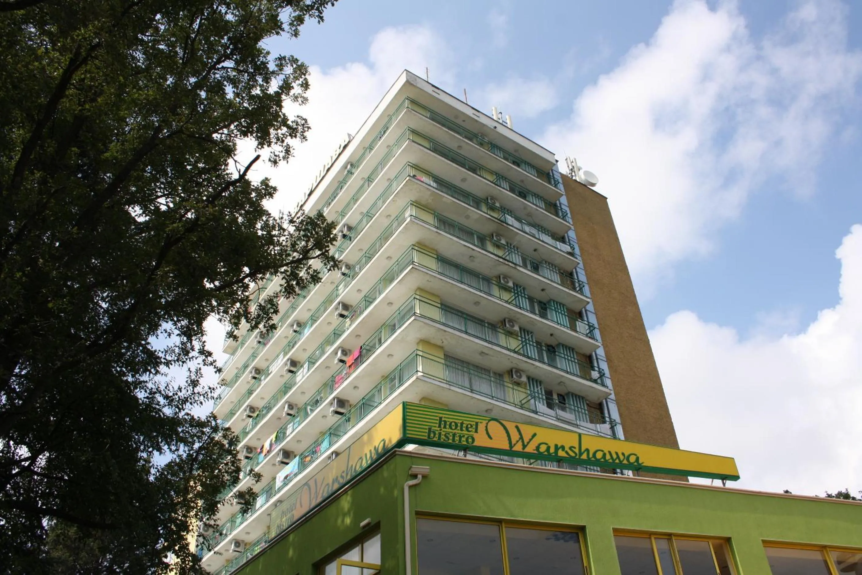 Facade/entrance in Hotel Varshava