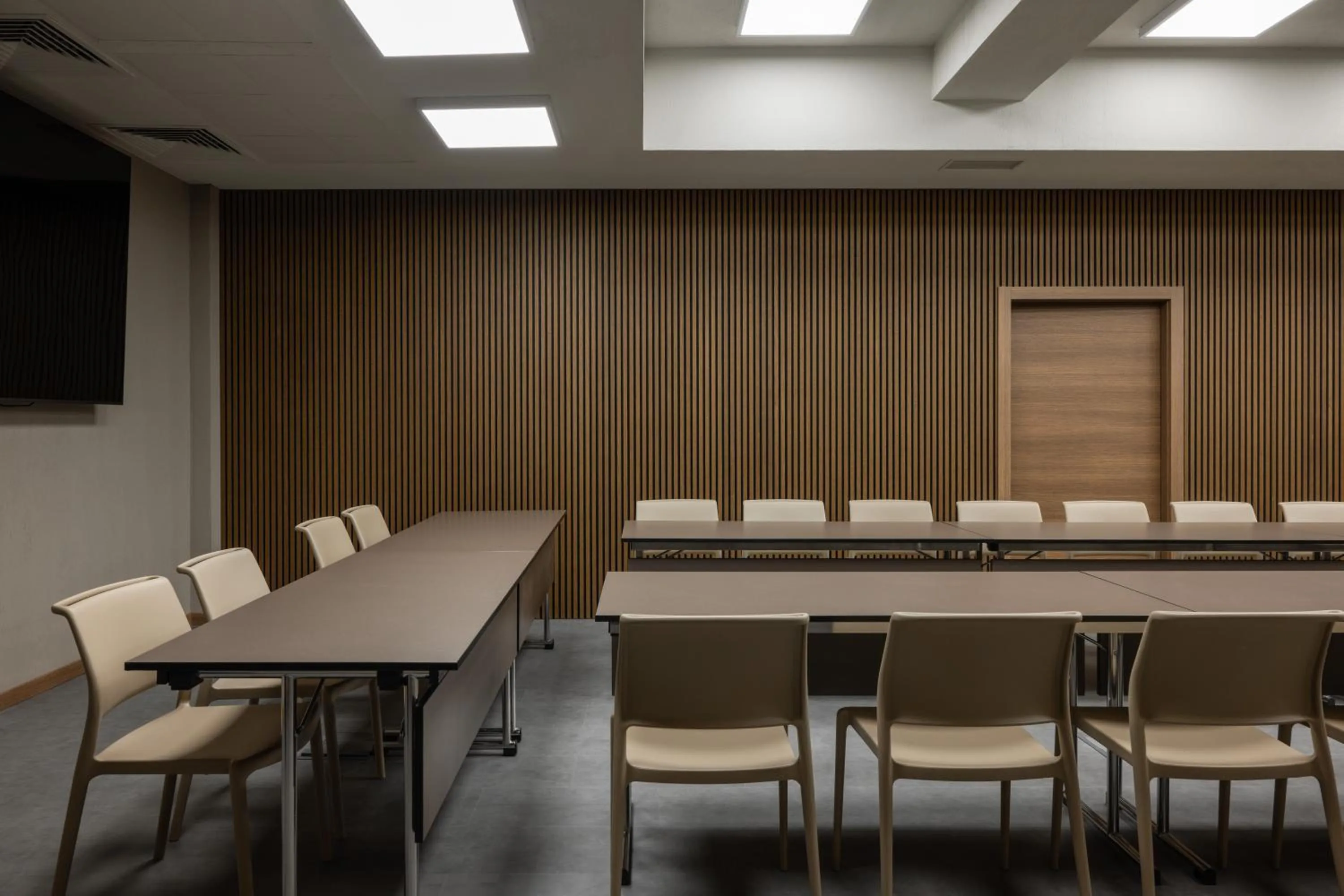 Meeting/conference room in Mimi Hotel Chisinau Jolly Alon