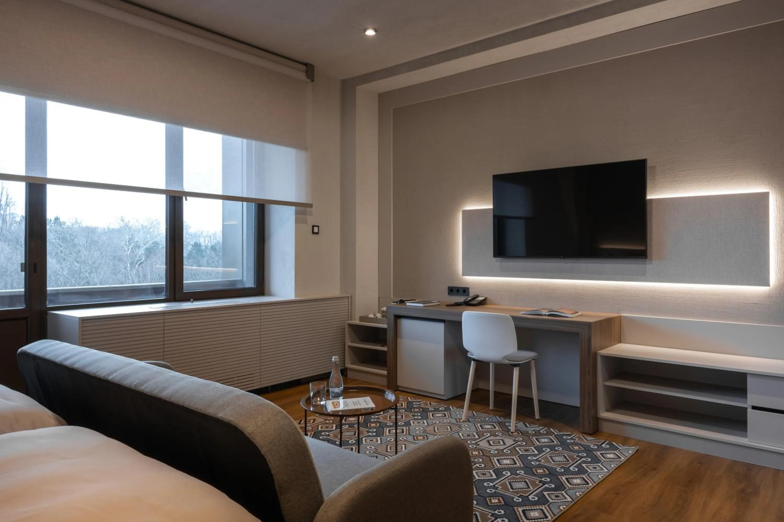 TV and multimedia, Bed in Mimi Hotel Chisinau Jolly Alon