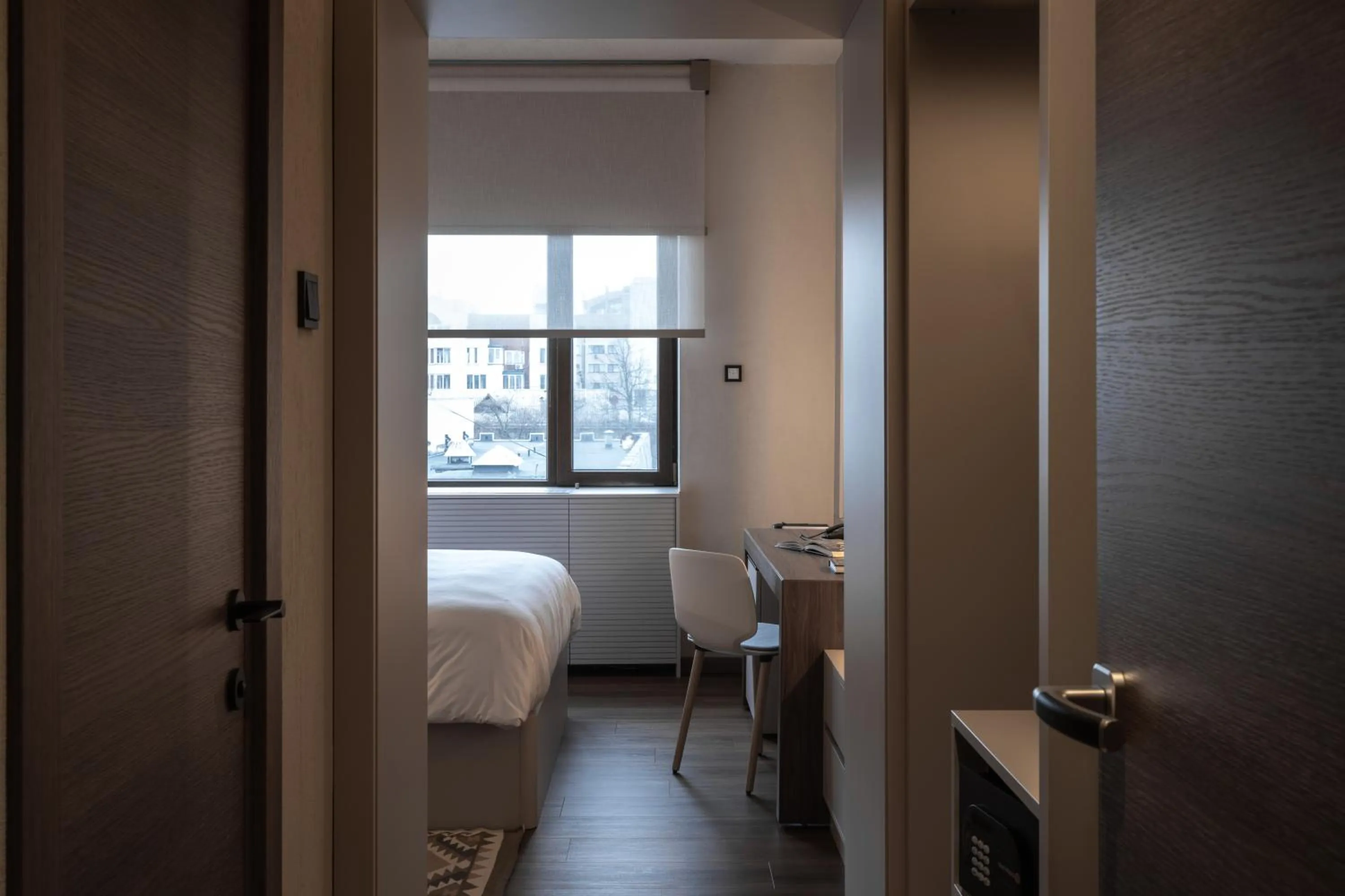 Photo of the whole room, Bed in Mimi Hotel Chisinau Jolly Alon