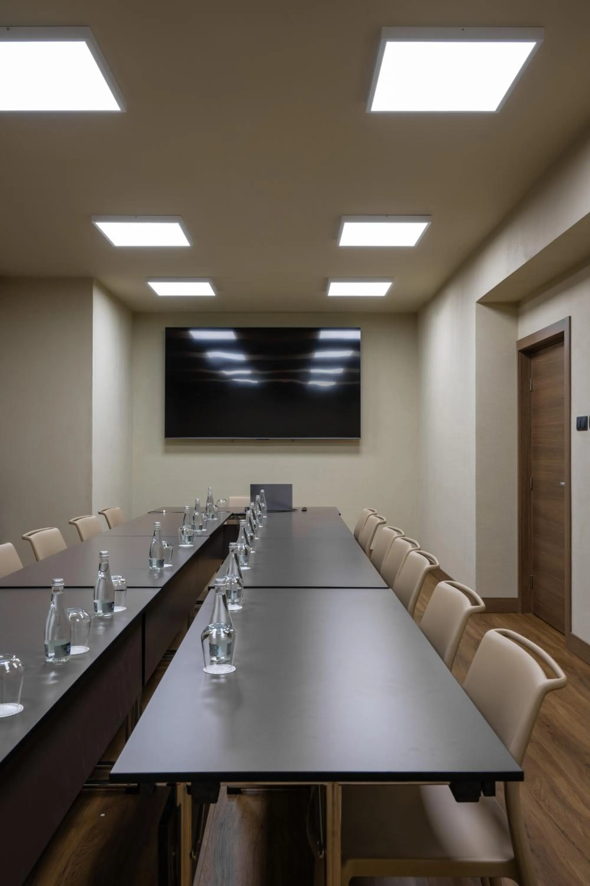 Meeting/conference room in Mimi Hotel Chisinau Jolly Alon