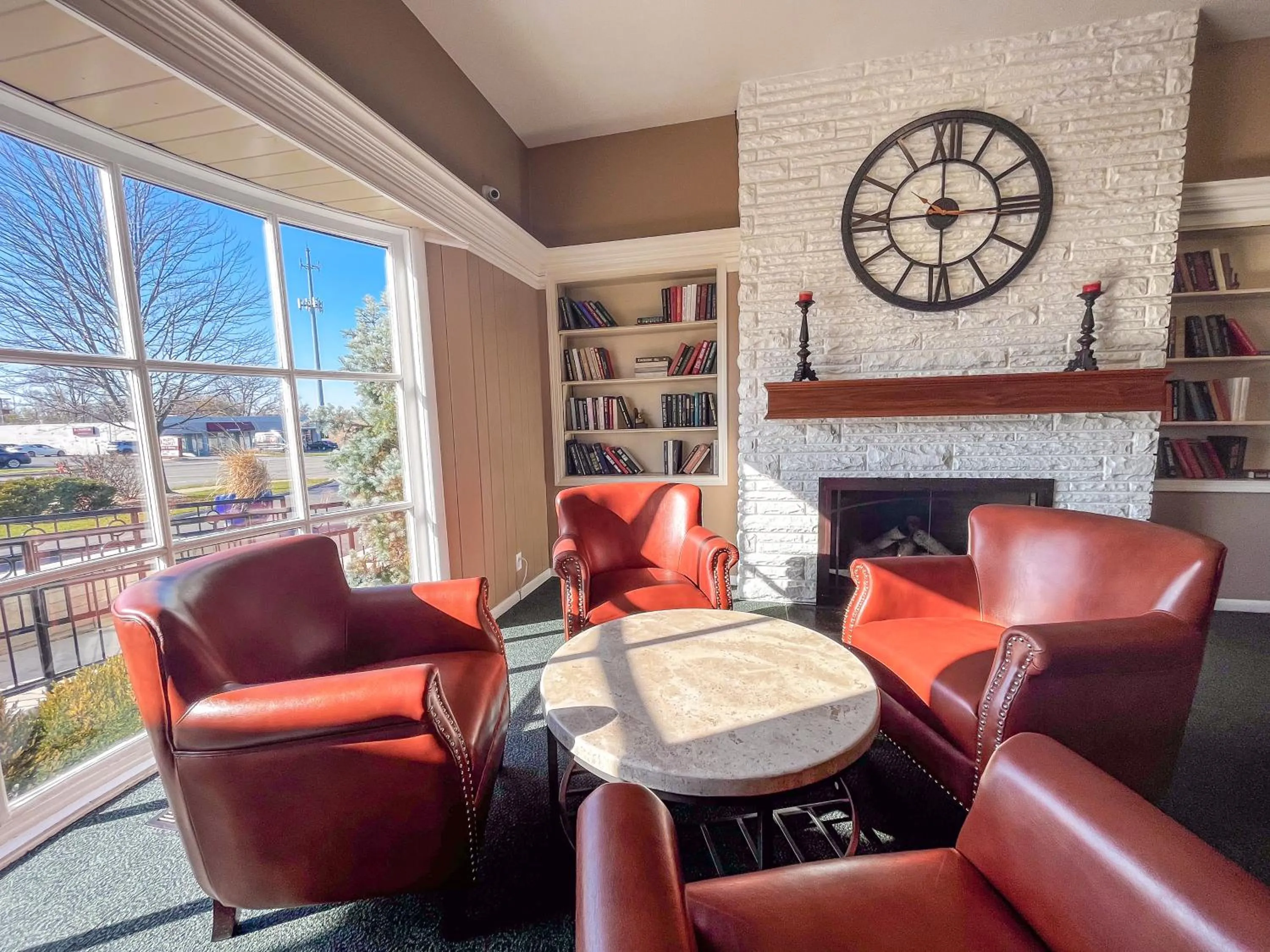 Alpine Inn & Suites Rockford