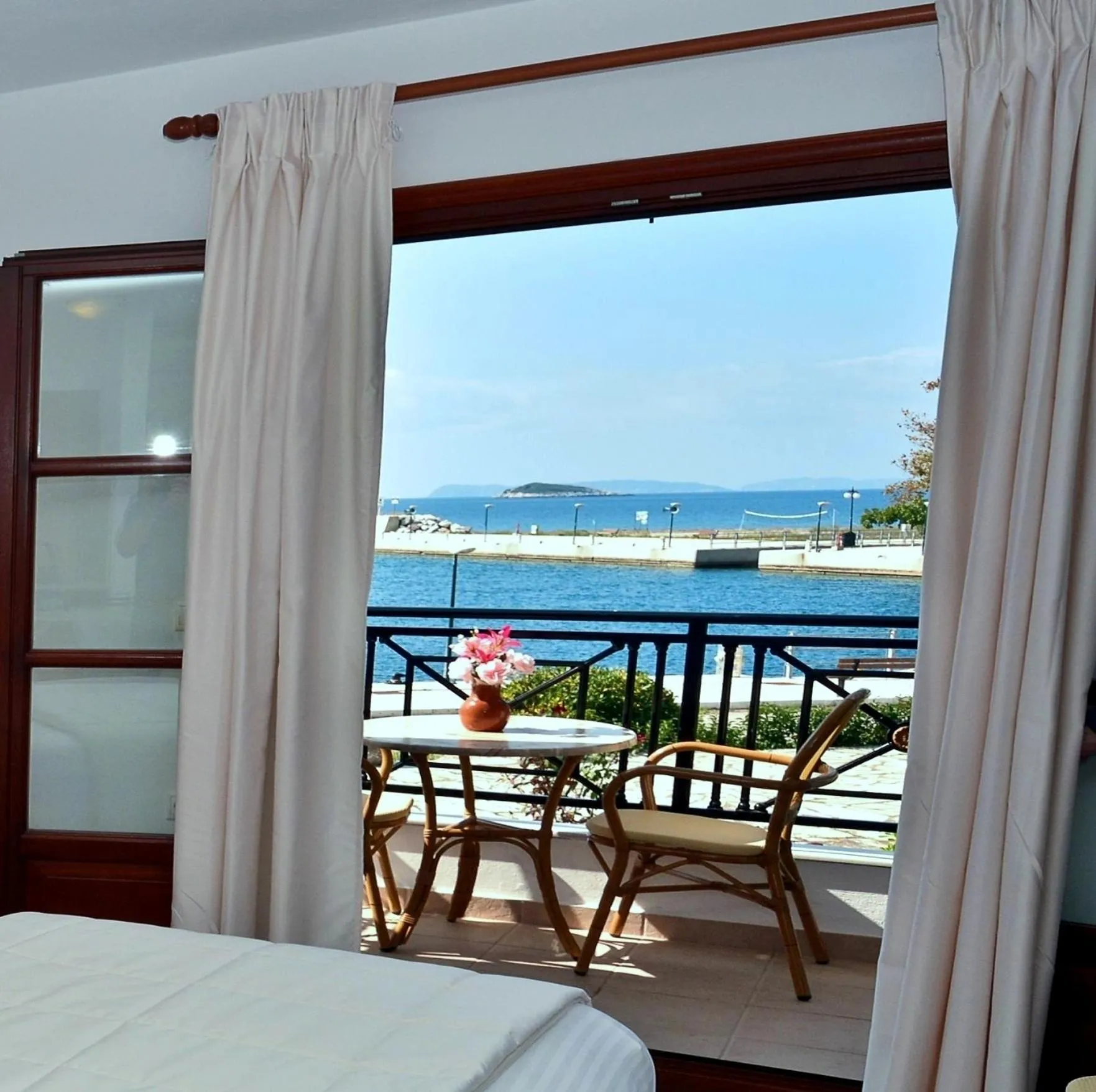 Balcony/Terrace, Bed in Anna Maria - Vanessa Apartments