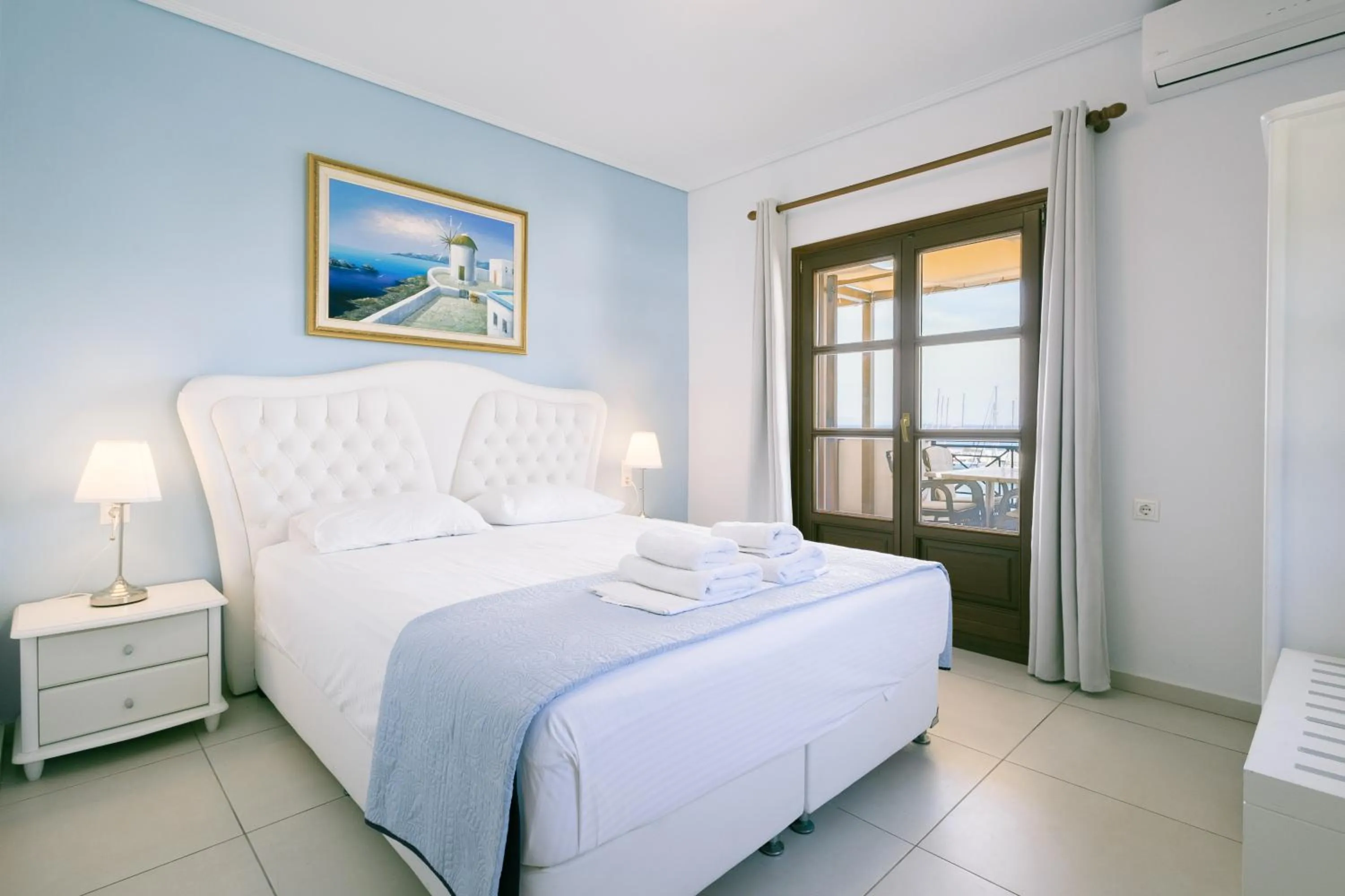 Property building, Bed in Anna Maria - Vanessa Apartments