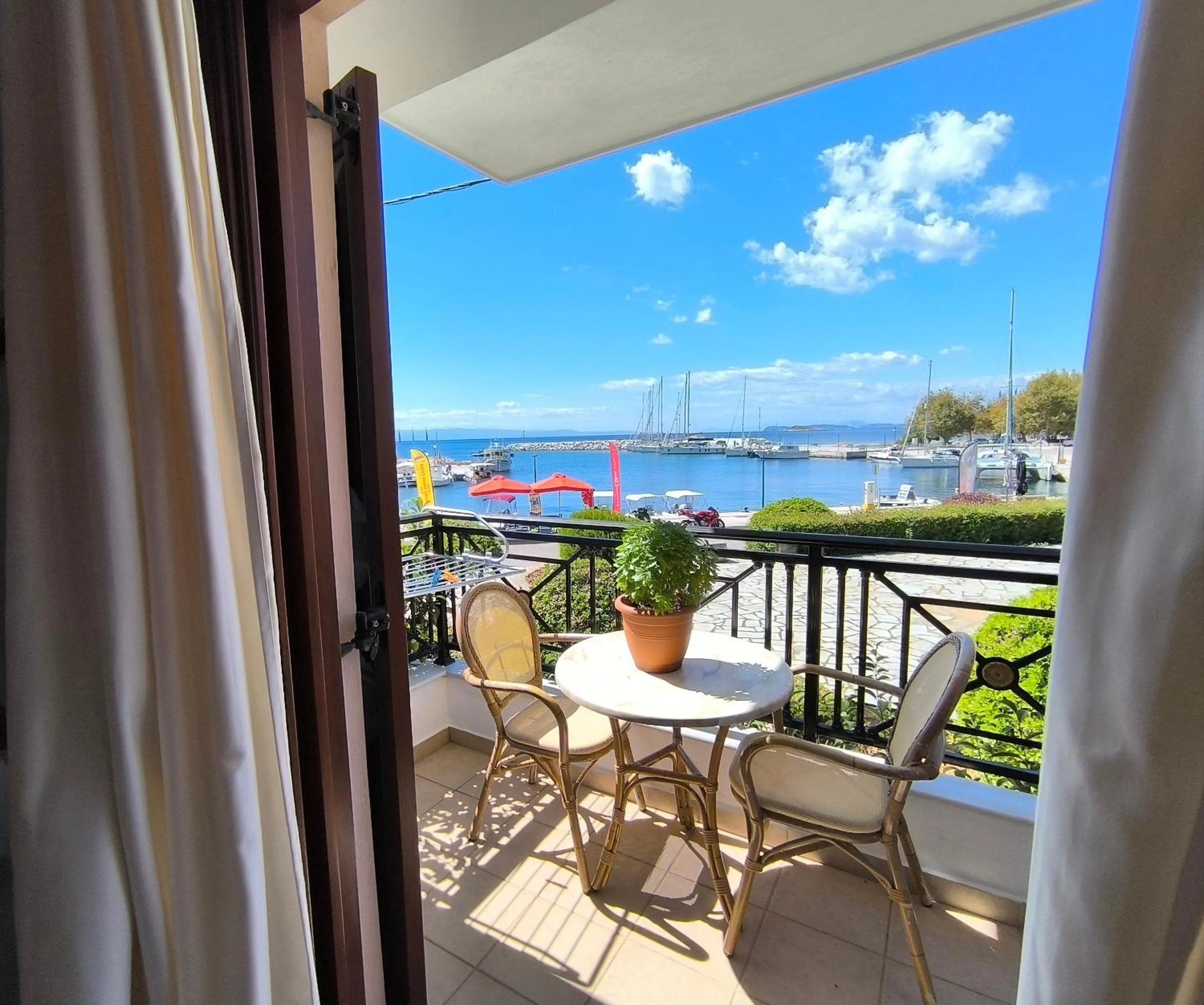 Property building in Anna Maria - Vanessa Apartments