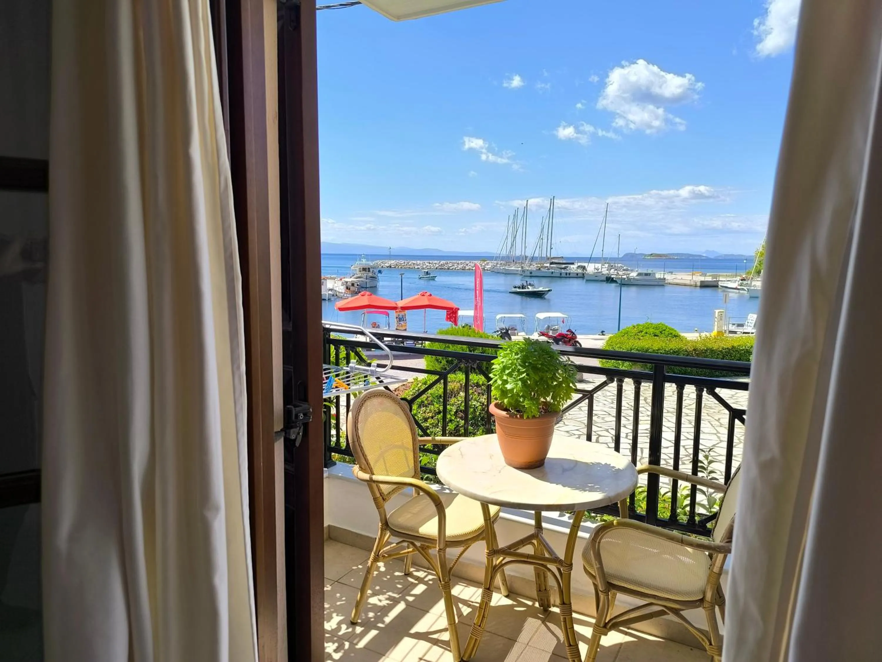 Property building in Anna Maria - Vanessa Apartments