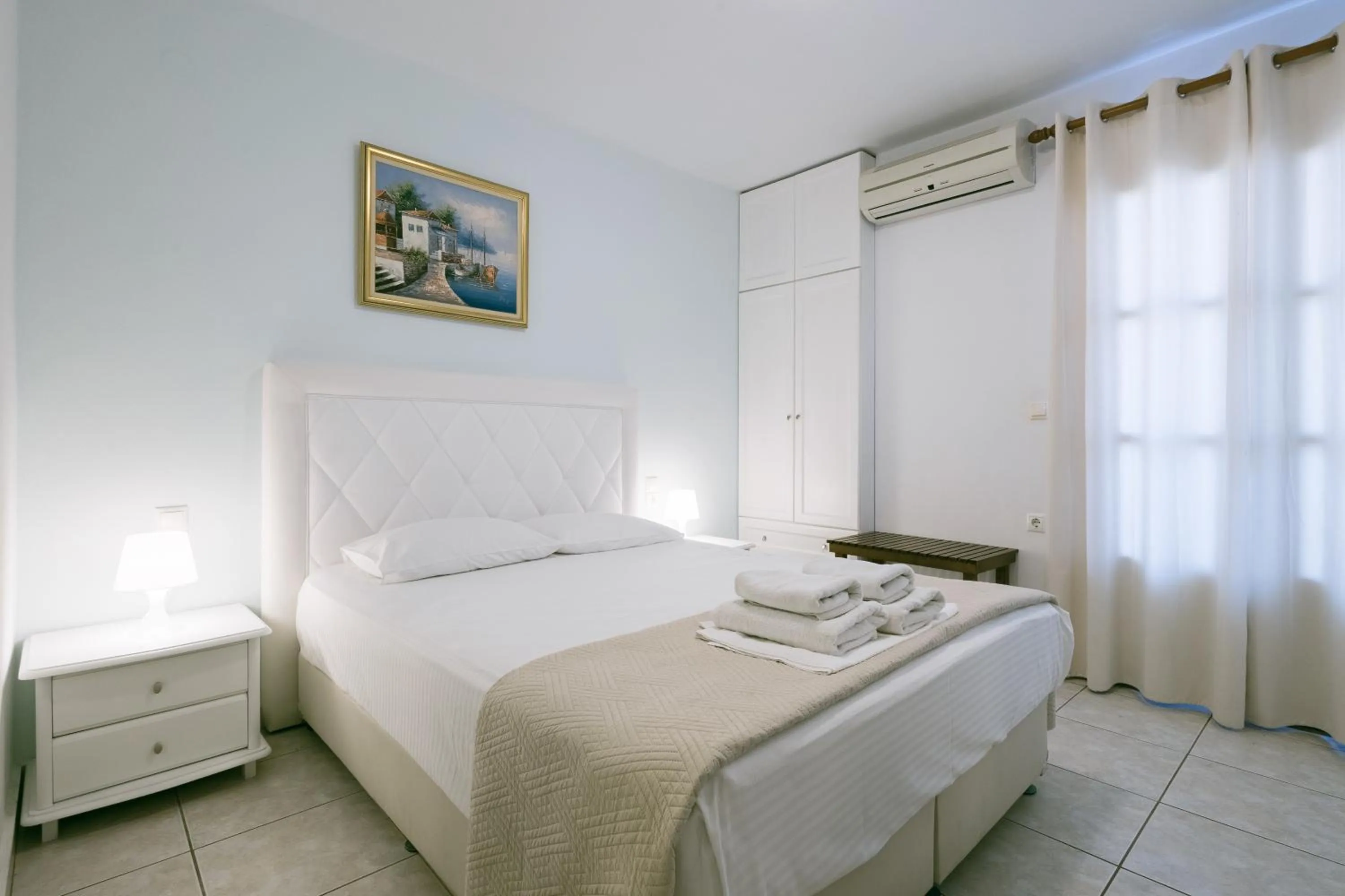 Property building, Bed in Anna Maria - Vanessa Apartments