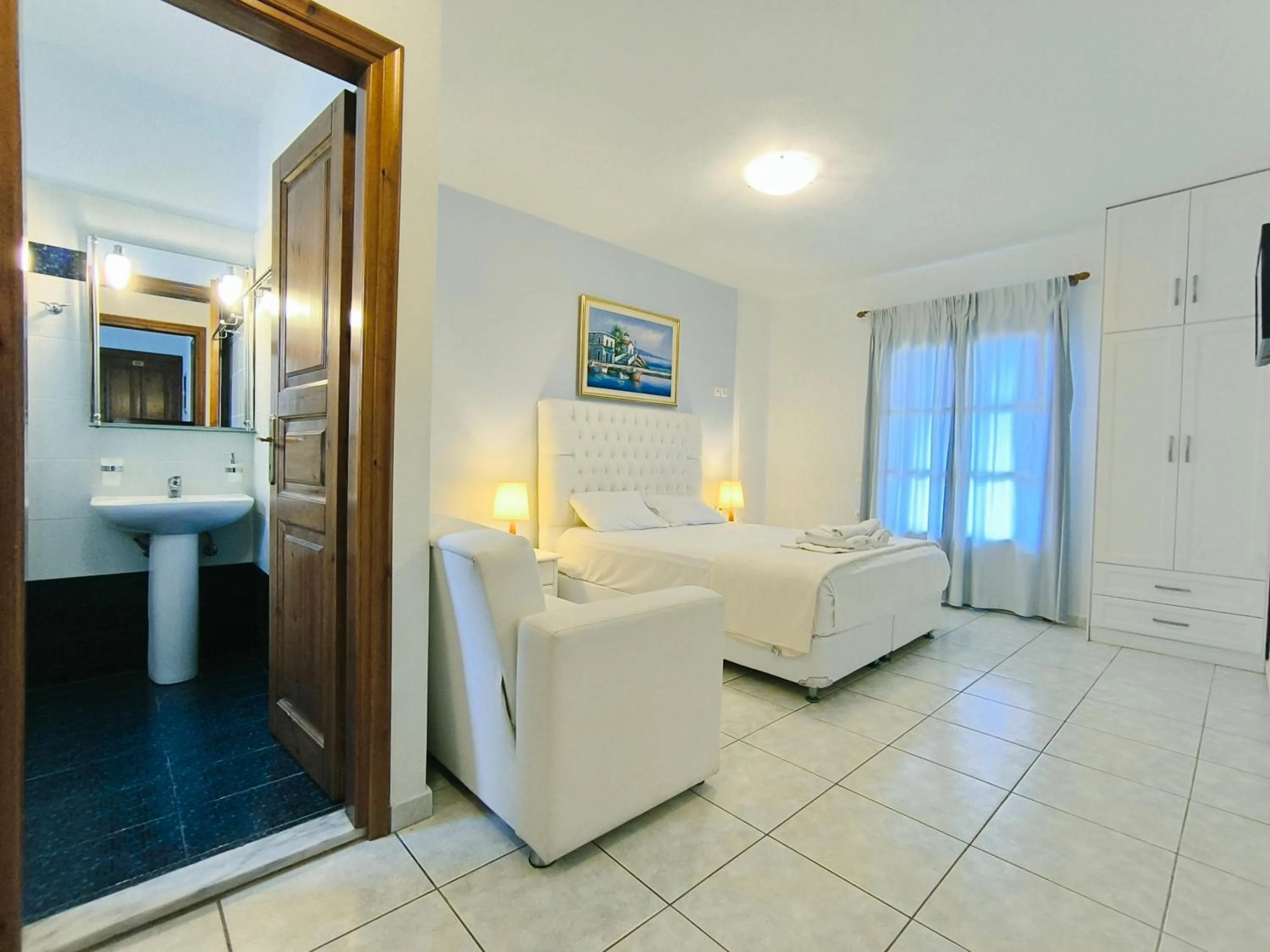 Property building, Bed in Anna Maria - Vanessa Apartments