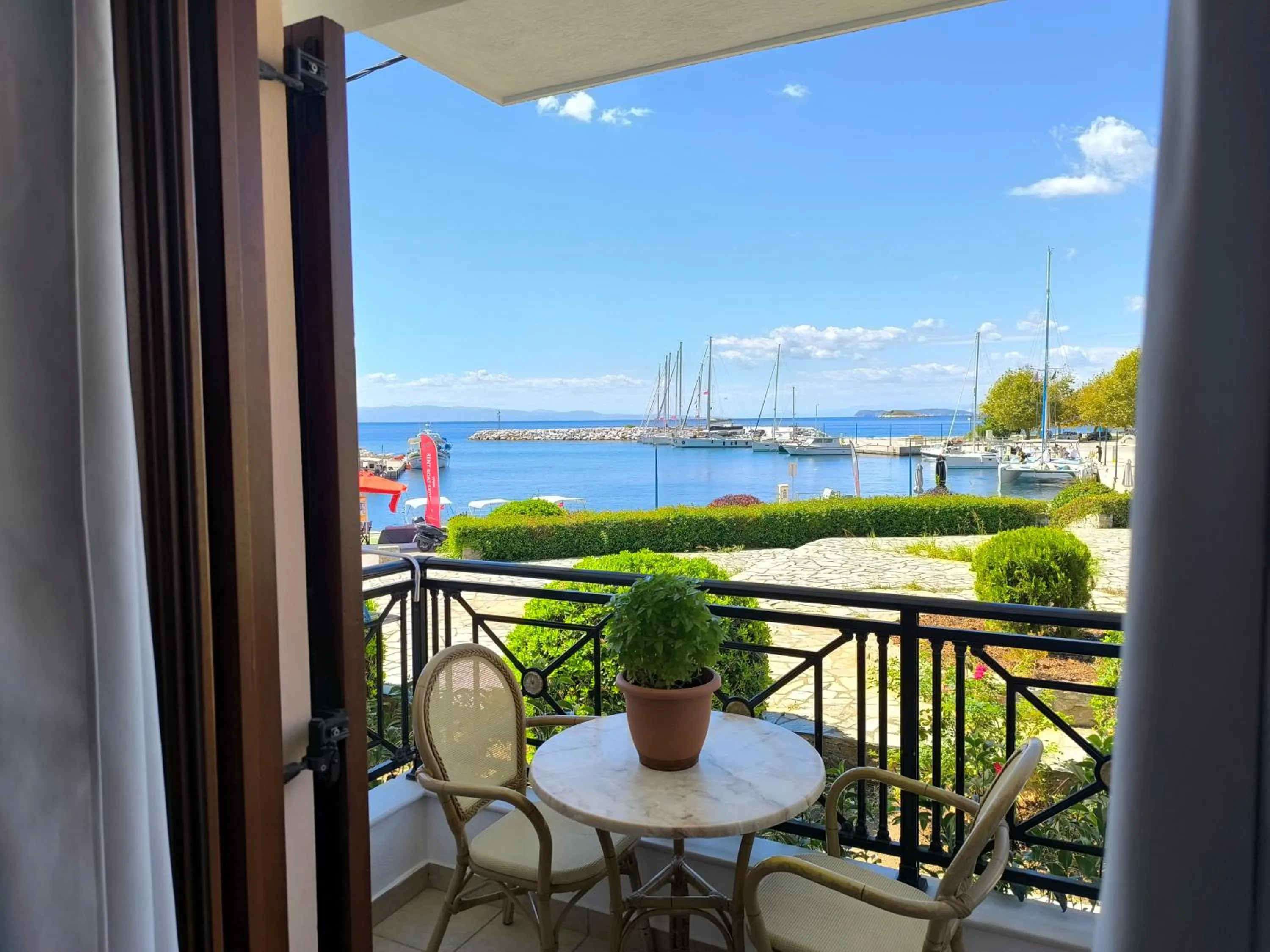 Property building in Anna Maria - Vanessa Apartments